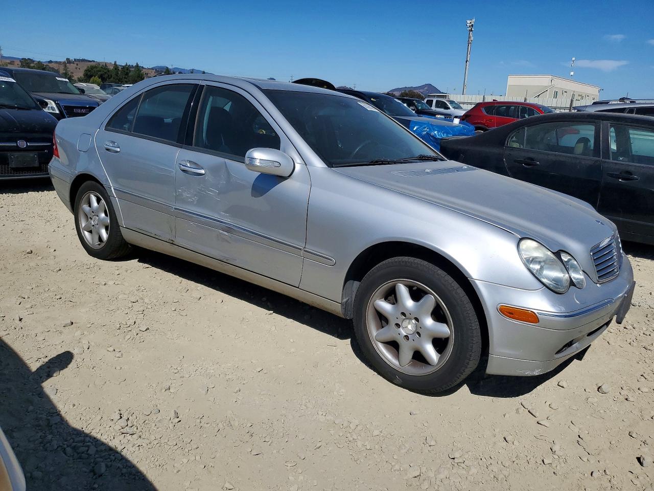 2004 Mercedes-benz C 320 Серебряный vin: WDBRF64J74F535436