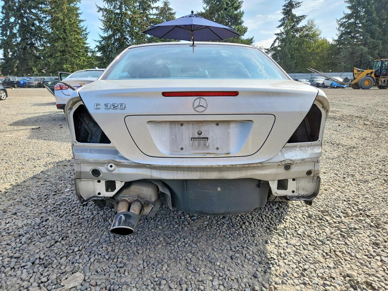 2005 Mercedes-benz C 320 Silver vin: WDBRF64J75F595248