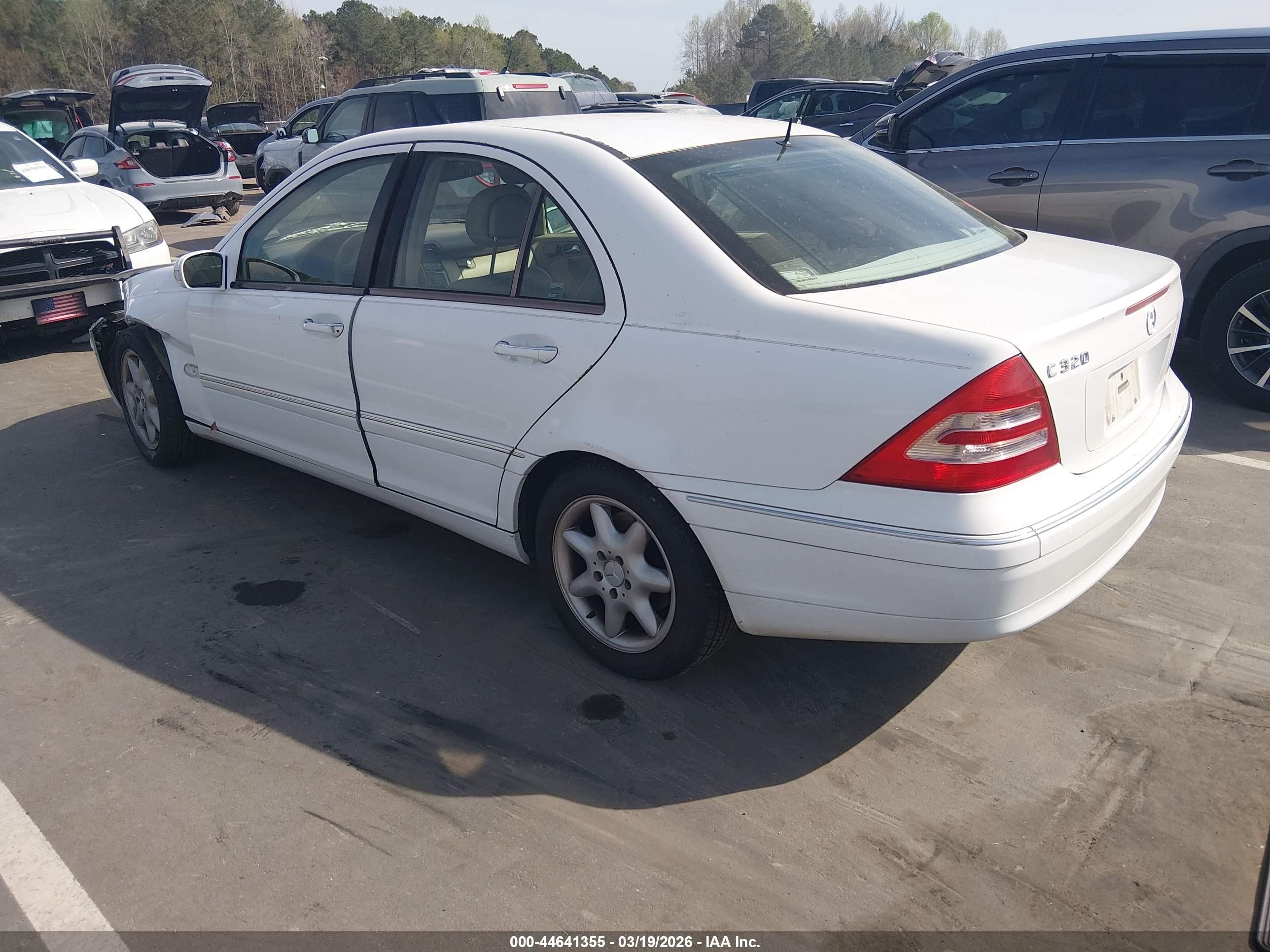 2001 Mercedes-benz C 320   White vin: WDBRF64J81F030775