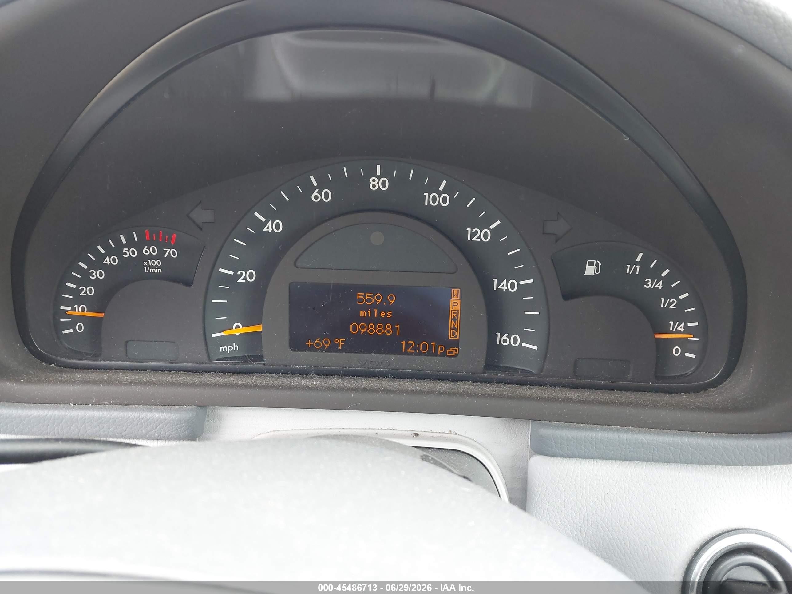 2001 Mercedes-benz C 320   Silver vin: WDBRF64J81F057118