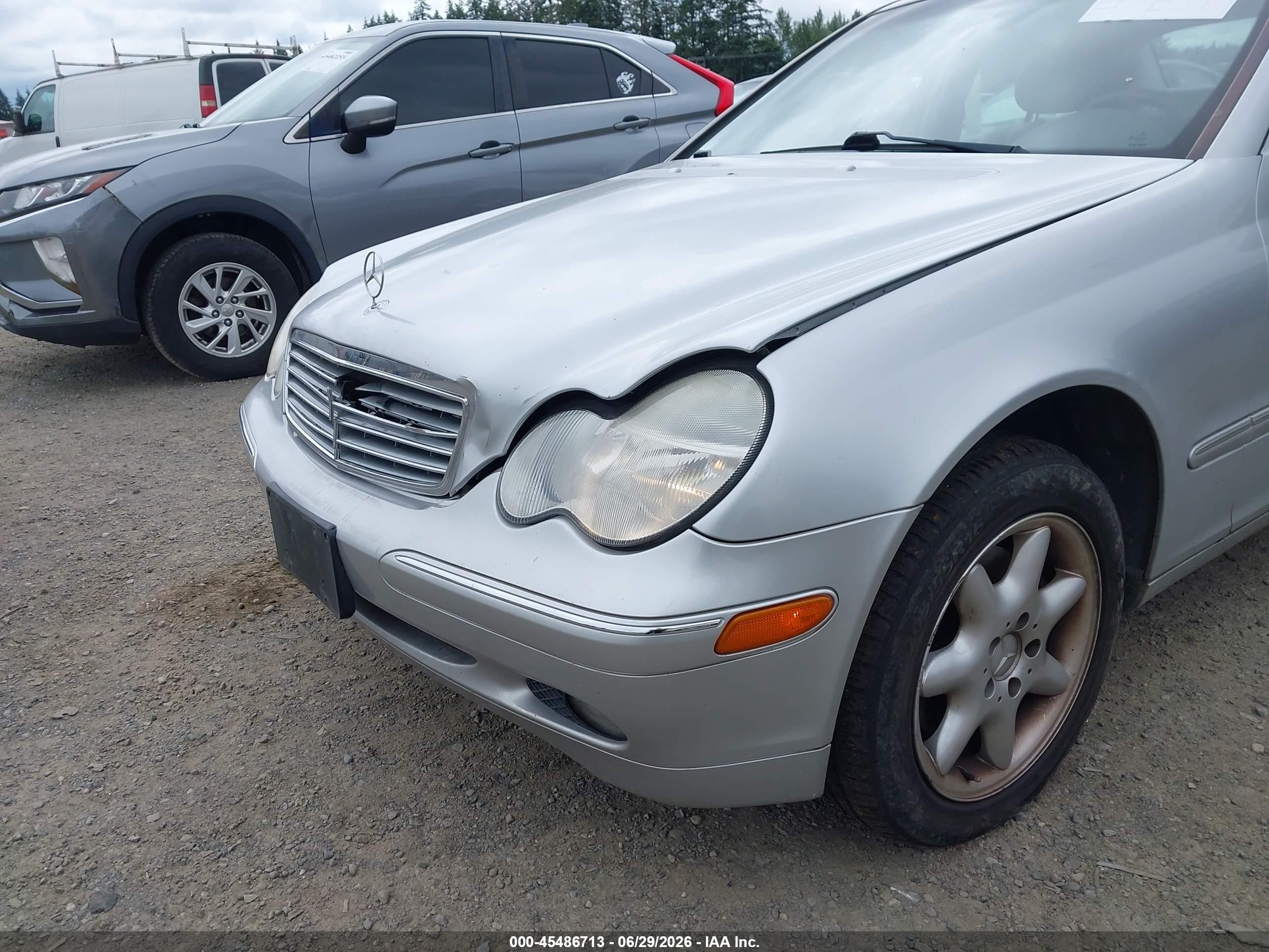 2001 Mercedes-benz C 320   Silver vin: WDBRF64J81F057118