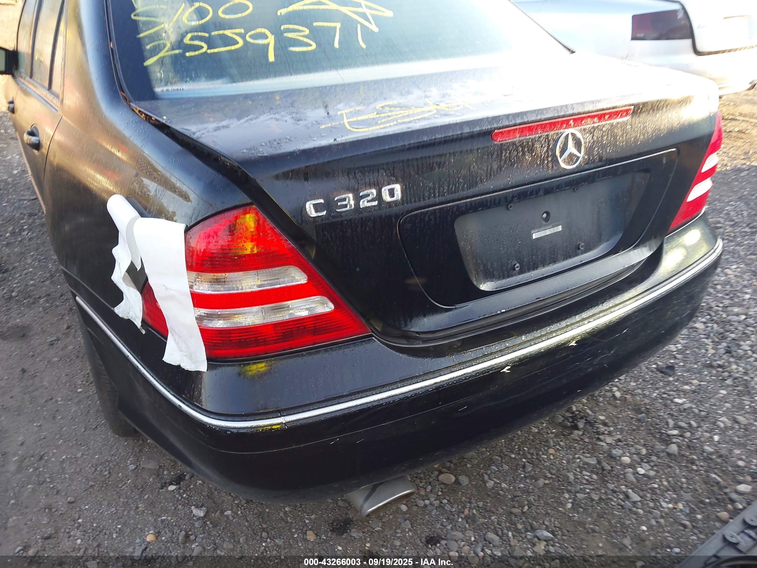 2005 Mercedes-benz C 320 Luxury/sport Black vin: WDBRF64J85F678090