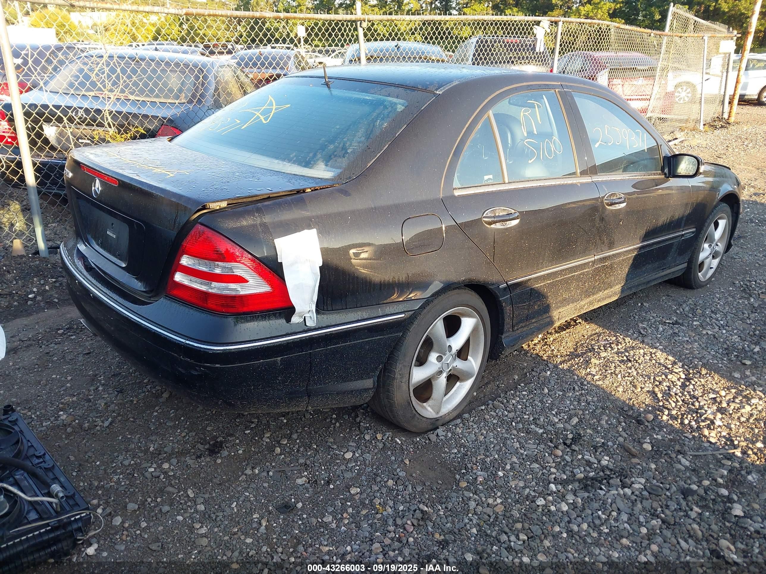 2005 Mercedes-benz C 320 Luxury/sport Black vin: WDBRF64J85F678090