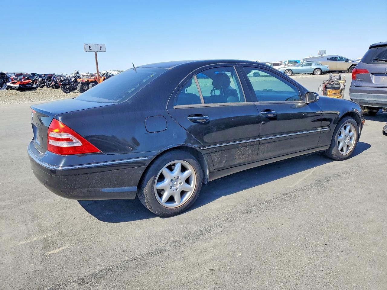 2001 Mercedes-benz C 320 Black vin: WDBRF64JX1F030602