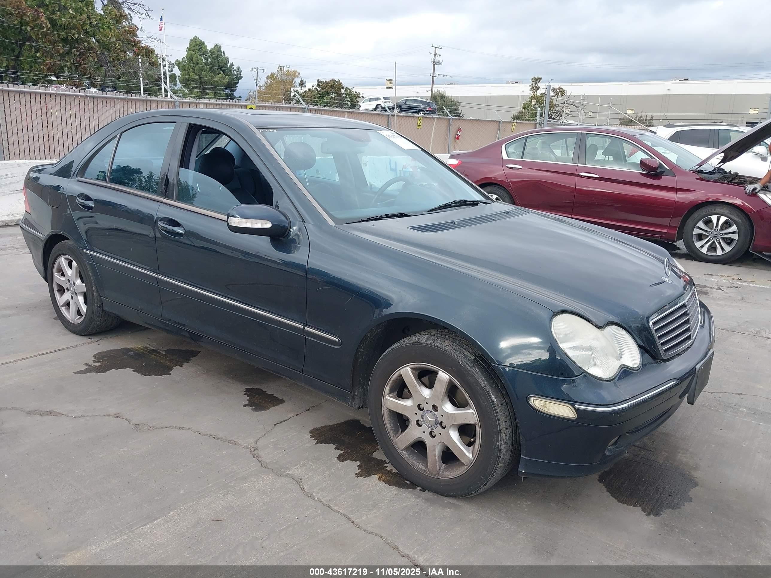 2001 Mercedes-benz C 320   Black vin: WDBRF64JX1F043754