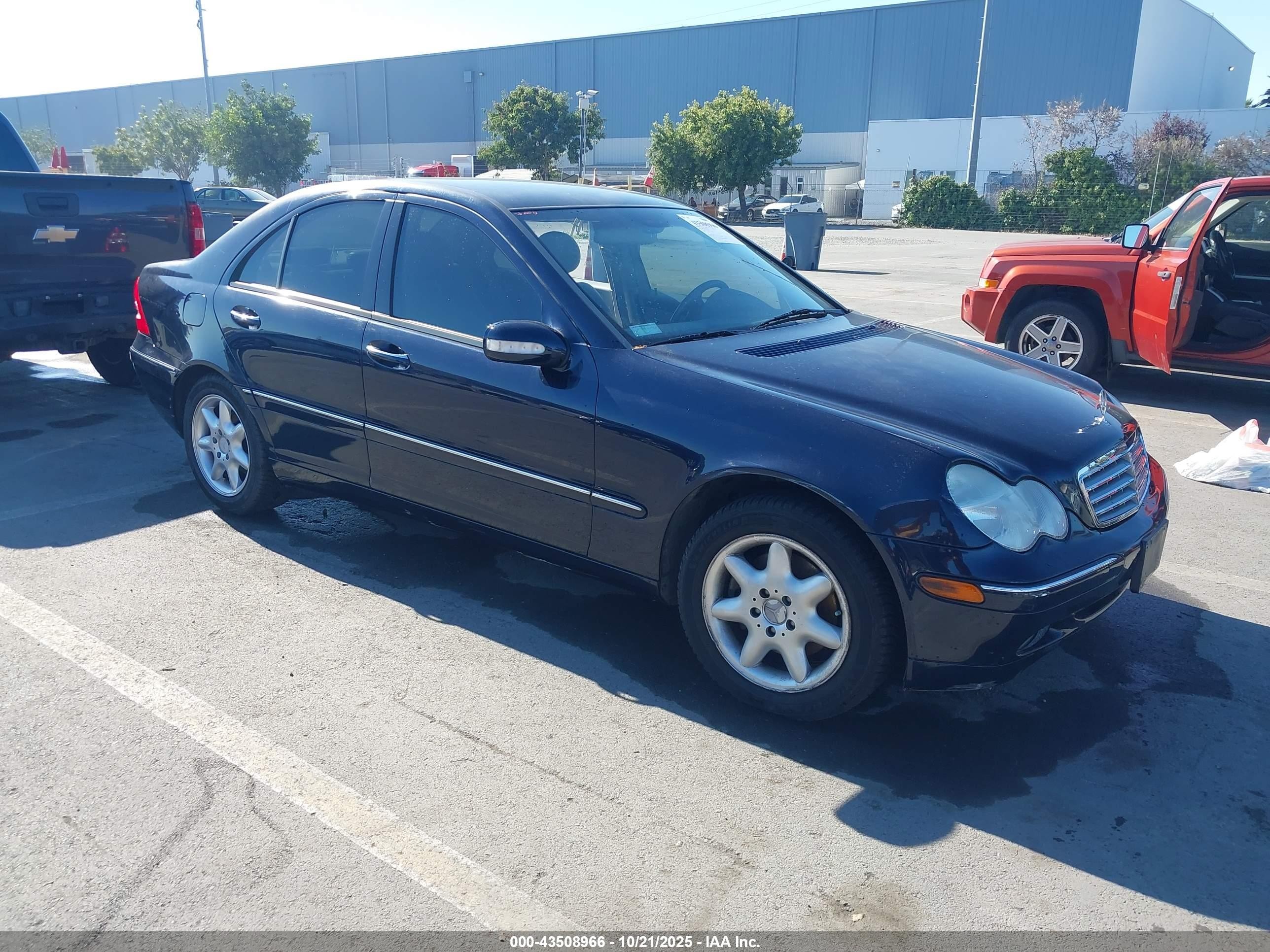 2001 Mercedes-benz C 320   Dark Blue vin: WDBRF64JX1F103614