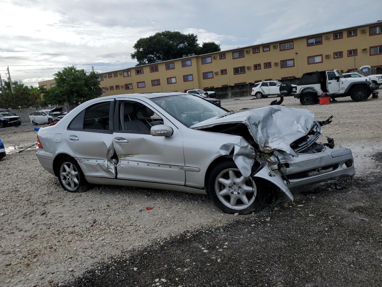 2002 Mercedes-benz C 320 Silver vin: WDBRF64JX2E005092