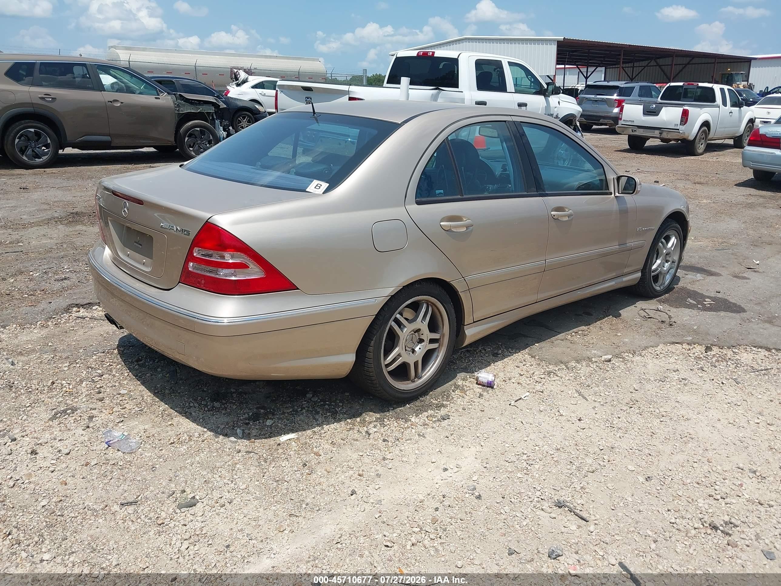 2003 Mercedes-benz C 32 Amg   Gold vin: WDBRF65J03F364073