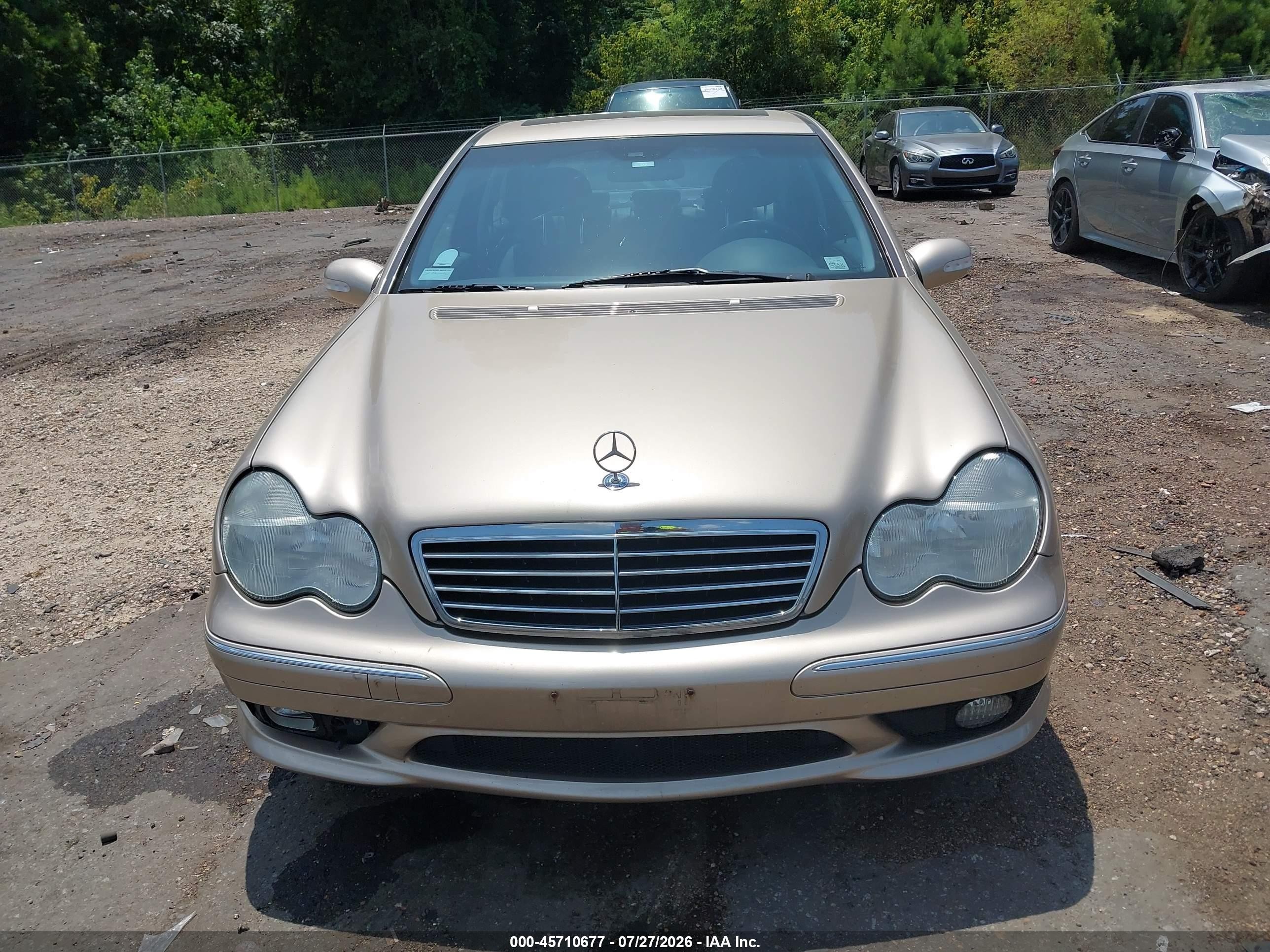 2003 Mercedes-benz C 32 Amg   Gold vin: WDBRF65J03F364073
