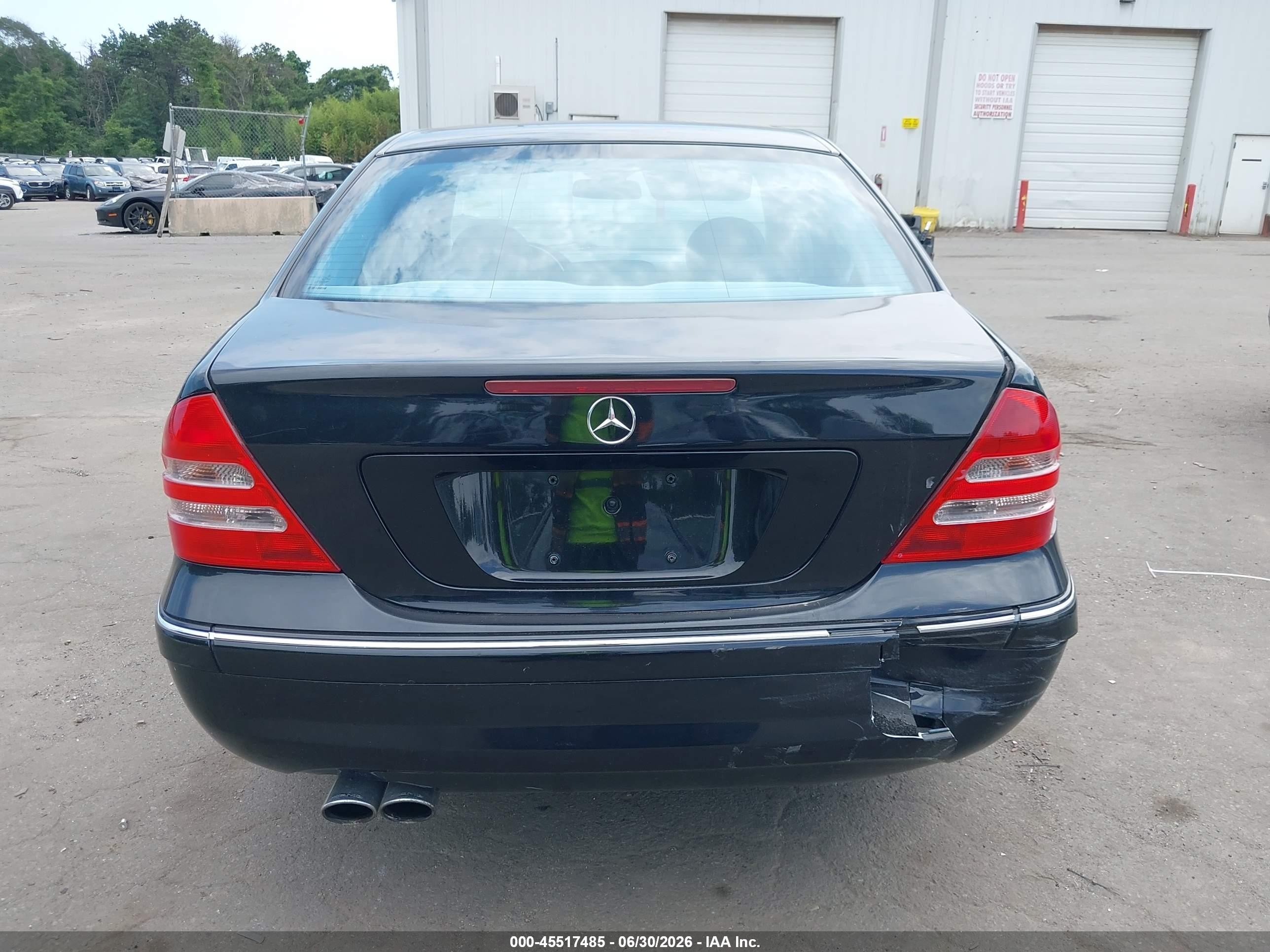 2002 Mercedes-benz C 32 Amg   Черный vin: WDBRF65J12F217999
