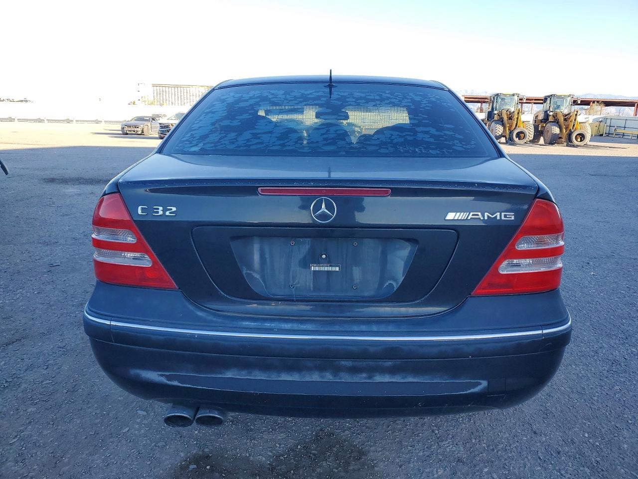 2002 Mercedes-benz C 32 Amg Kompressor Черный vin: WDBRF65J92F225140