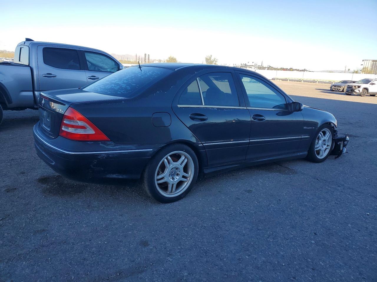 2002 Mercedes-benz C 32 Amg Kompressor Черный vin: WDBRF65J92F225140