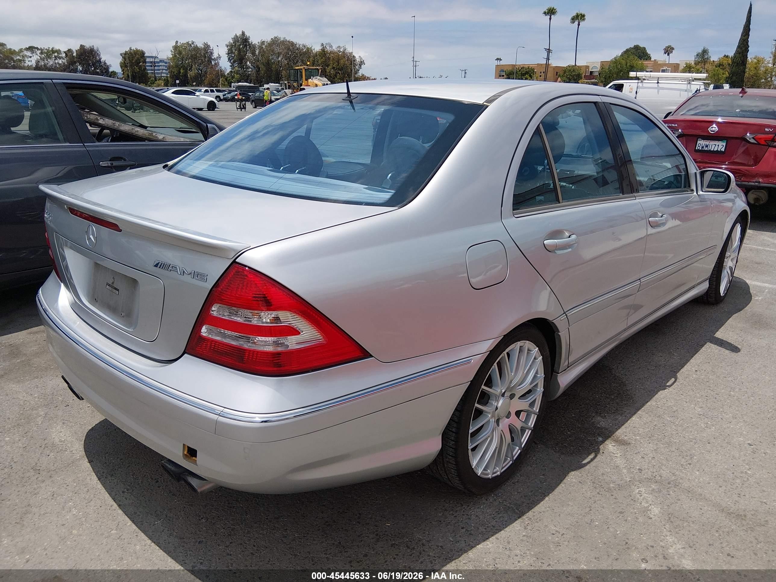 2005 Mercedes-benz C 55 Amg   Silver vin: WDBRF76J35F601534
