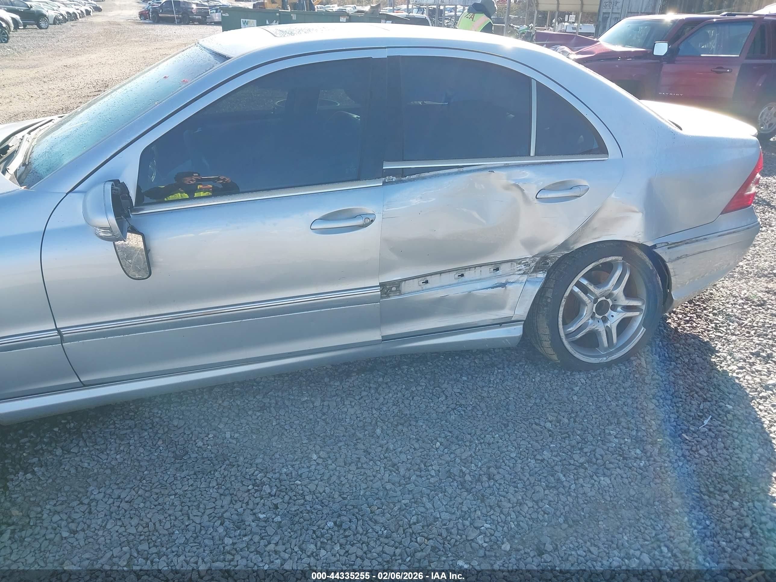2006 Mercedes-benz C 55 Amg   Серебряный vin: WDBRF76J36F750544