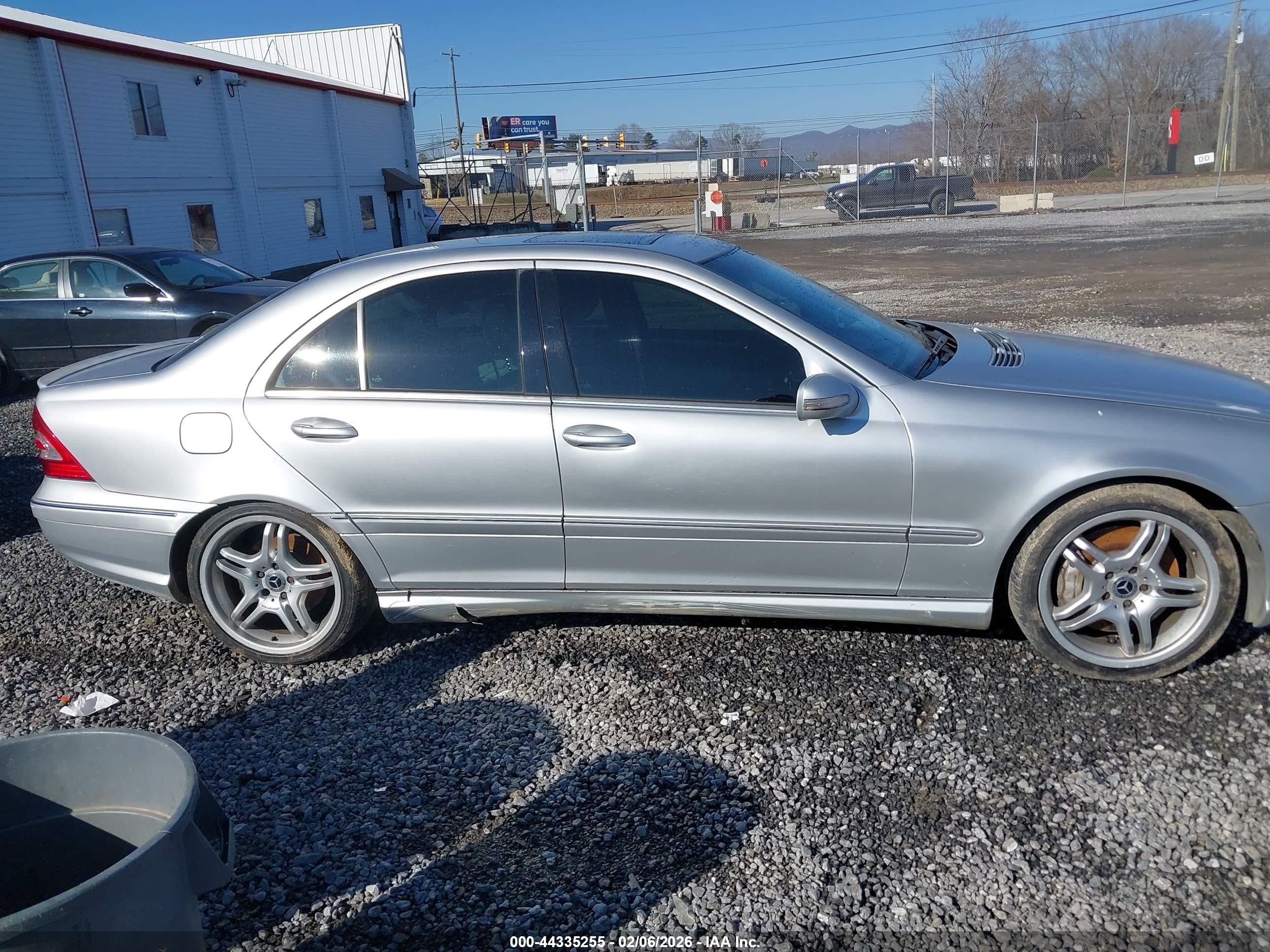 2006 Mercedes-benz C 55 Amg   Серебряный vin: WDBRF76J36F750544