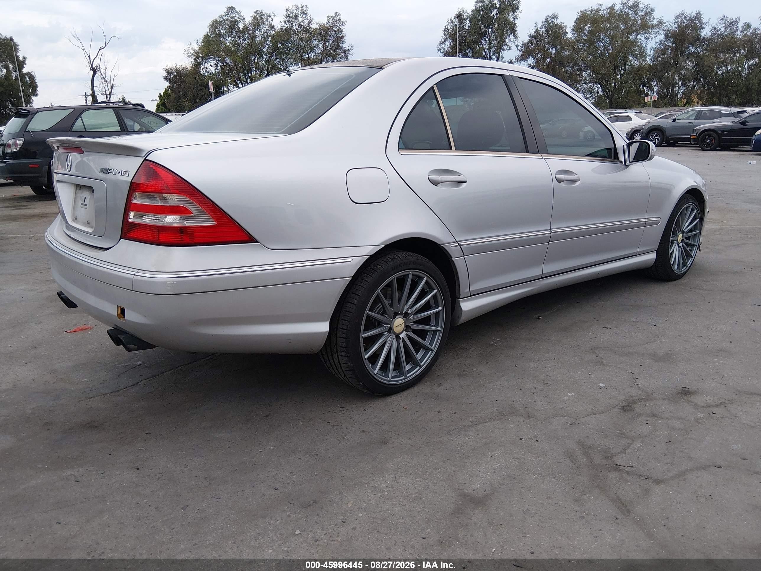 2005 Mercedes-benz C-class 5.5l Amg Silver vin: WDBRF76J45F580242