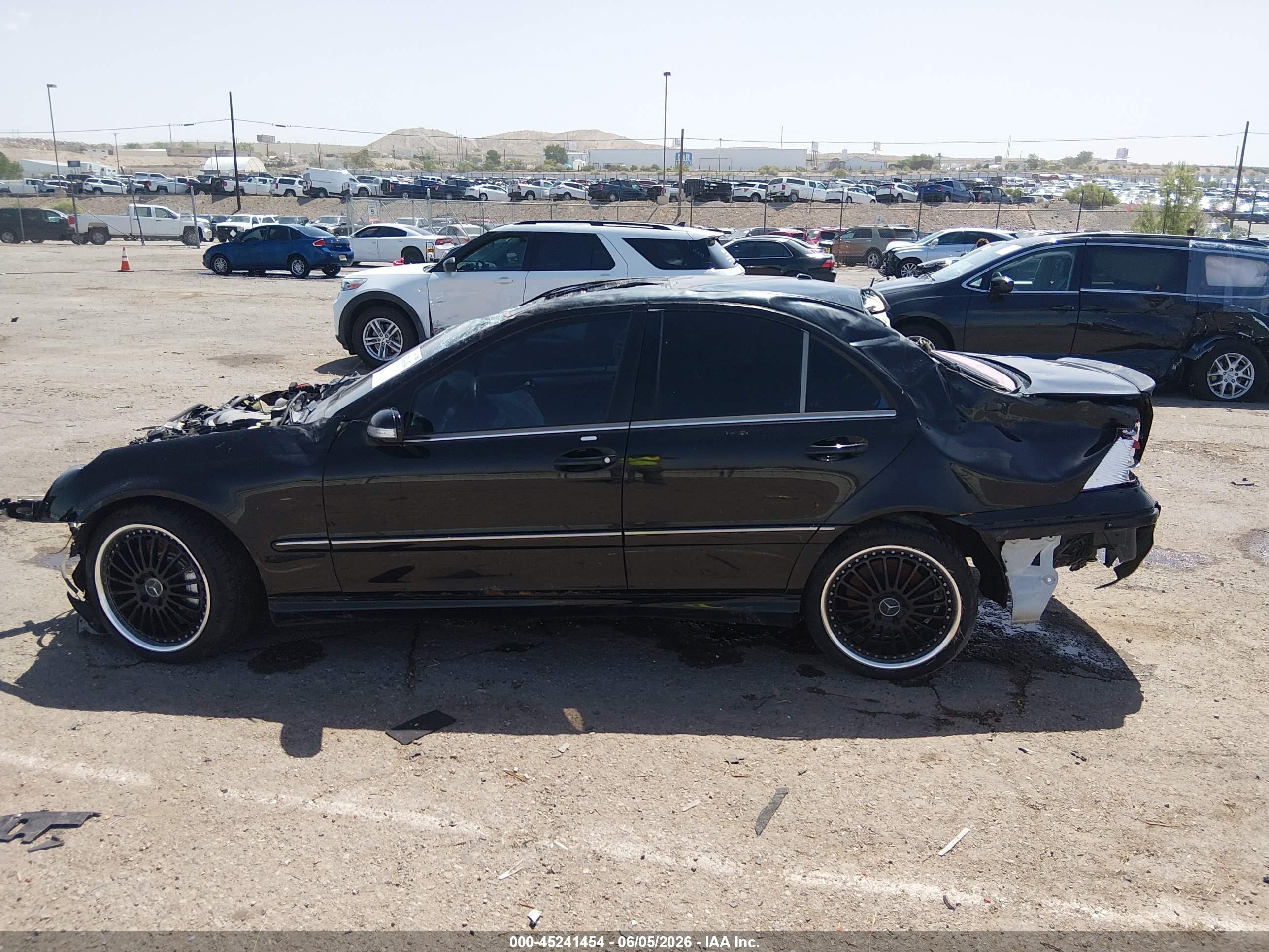 2006 Mercedes-benz C 55 Amg   Черный vin: WDBRF76J46F771676