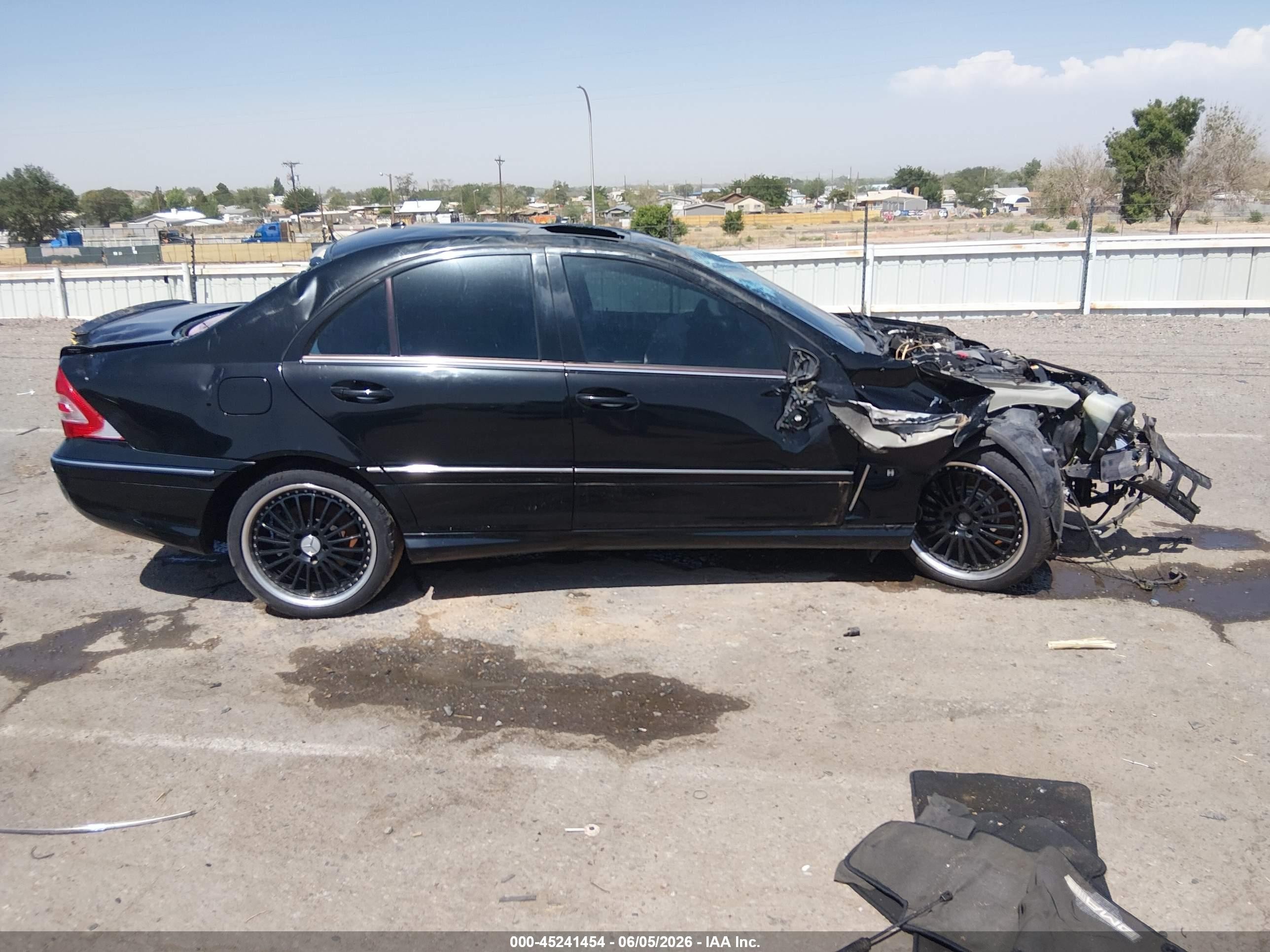 2006 Mercedes-benz C 55 Amg   Черный vin: WDBRF76J46F771676