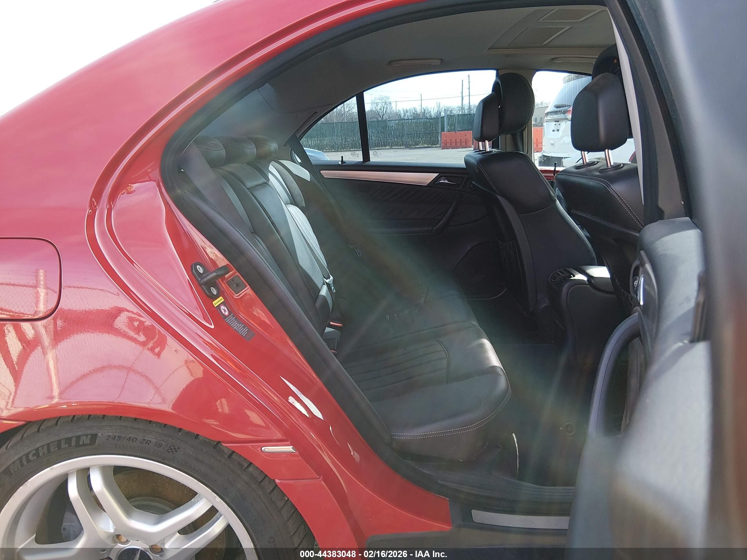 2006 Mercedes-benz C 55 Amg   Красный vin: WDBRF76J46F821086