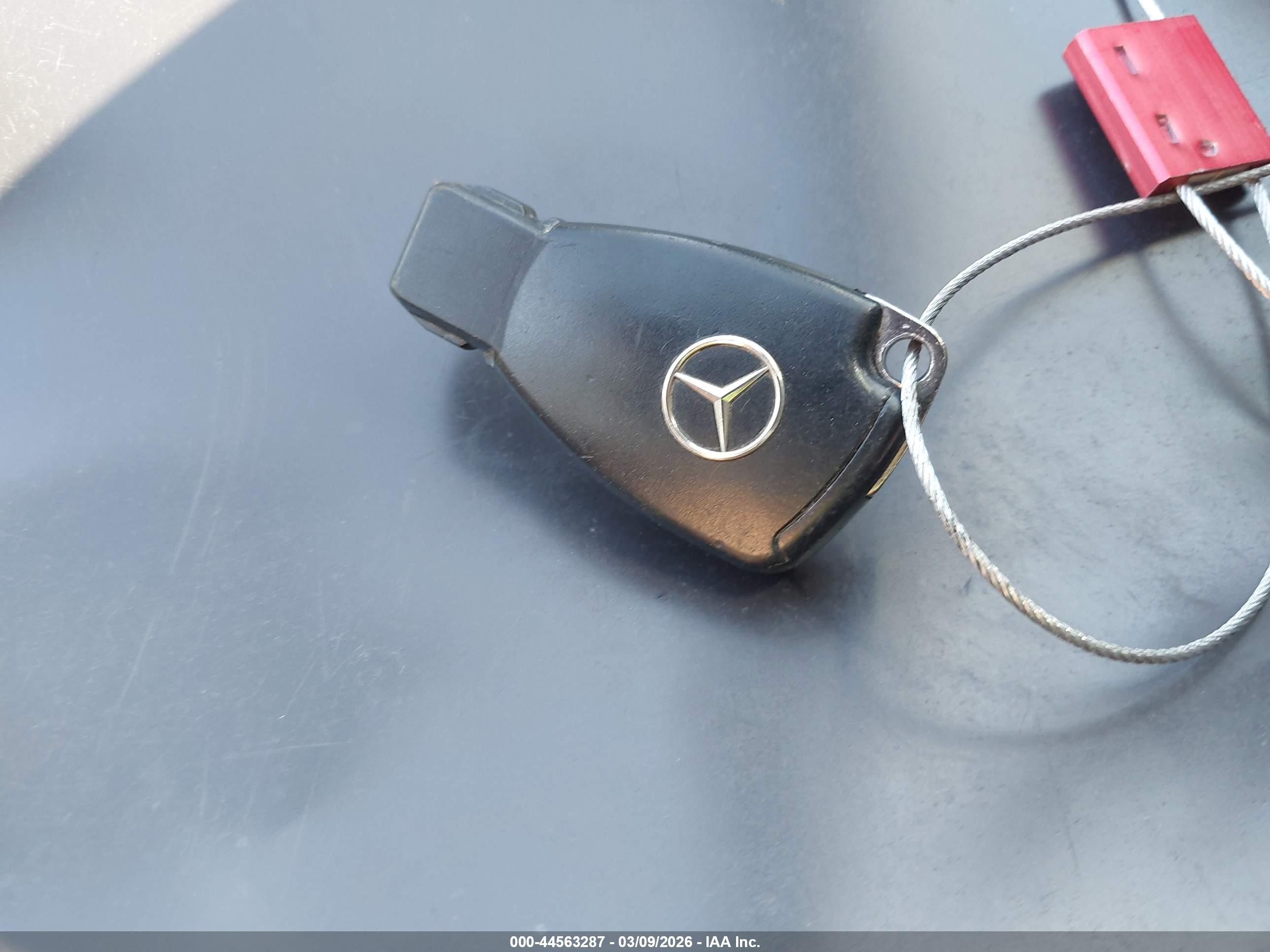 2005 Mercedes-benz C 55 Amg   Серебряный vin: WDBRF76J85F600864