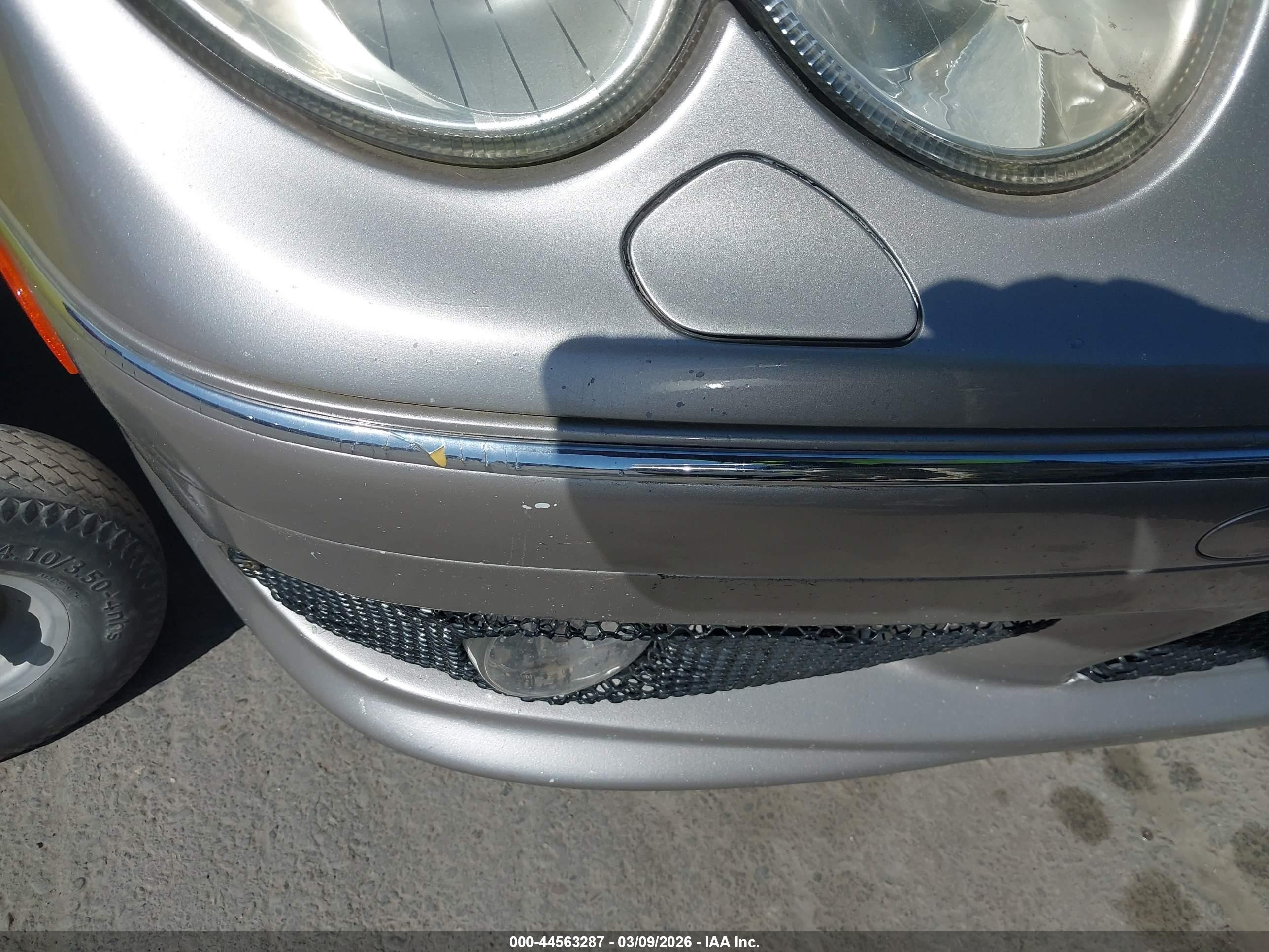 2005 Mercedes-benz C 55 Amg   Серебряный vin: WDBRF76J85F600864