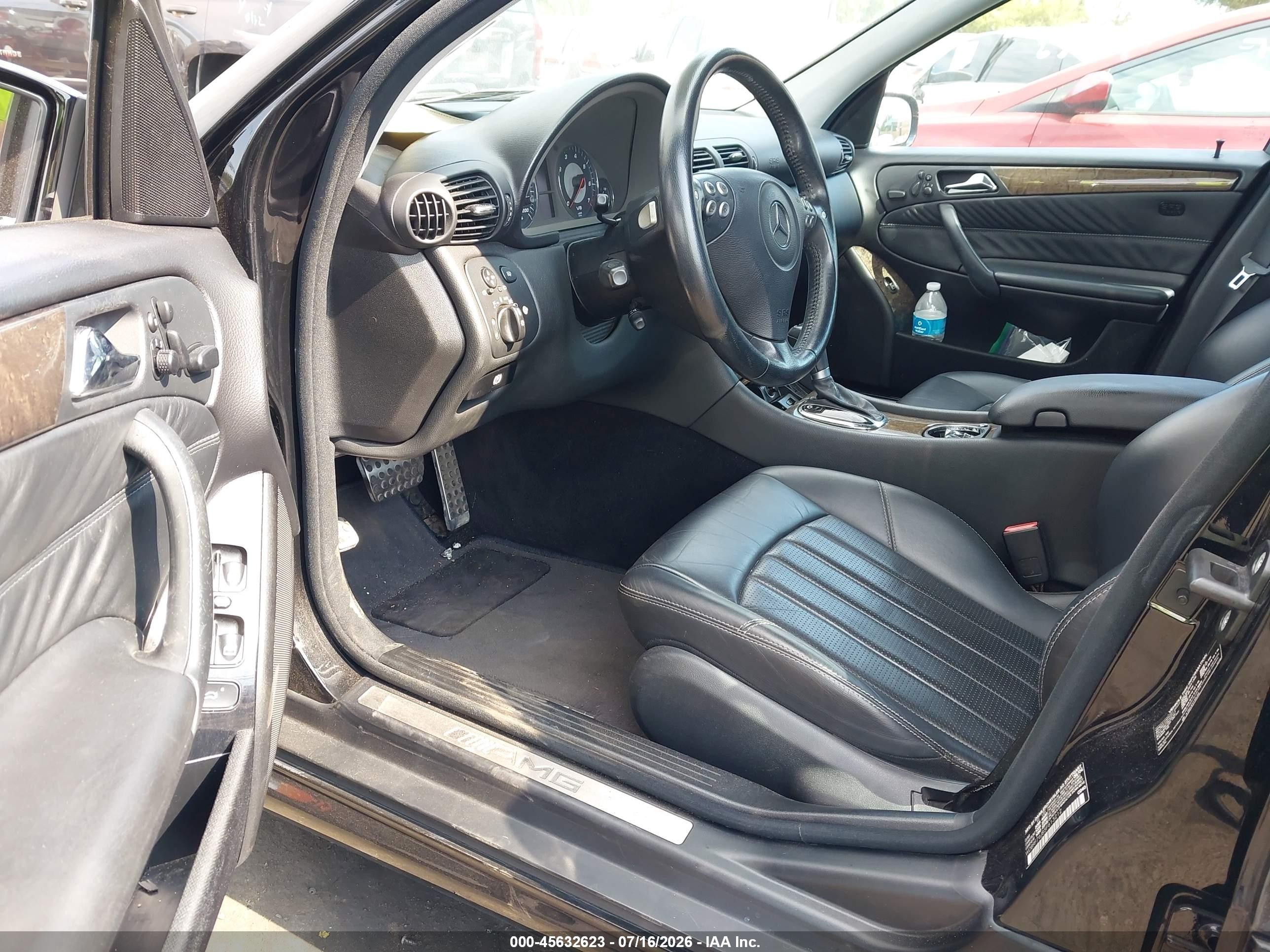 2005 Mercedes-benz C 55 Amg   Черный vin: WDBRF76J85F613212