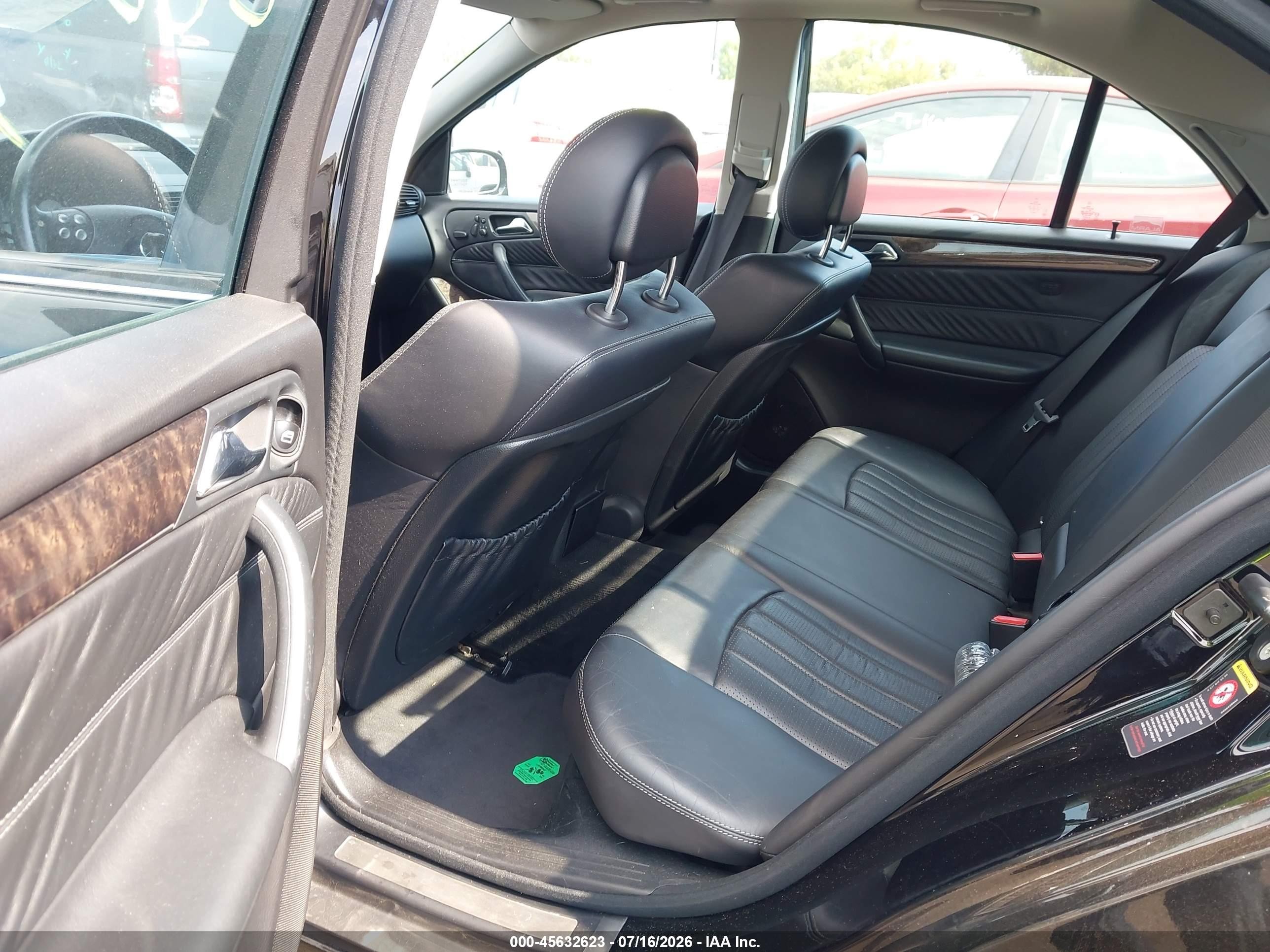 2005 Mercedes-benz C 55 Amg   Черный vin: WDBRF76J85F613212