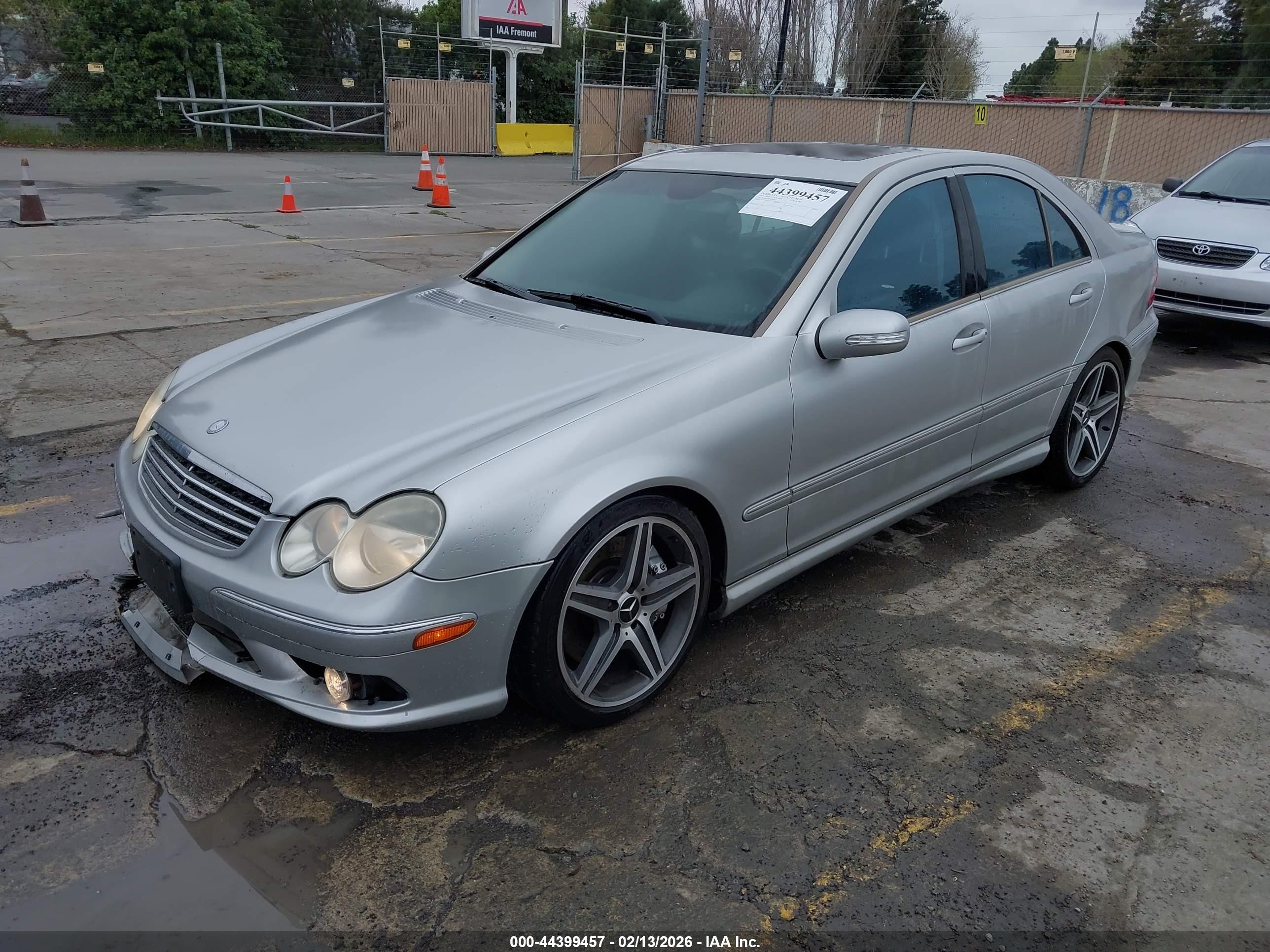 2005 Mercedes-benz C 55 Amg Серебряный vin: WDBRF76J95F591317
