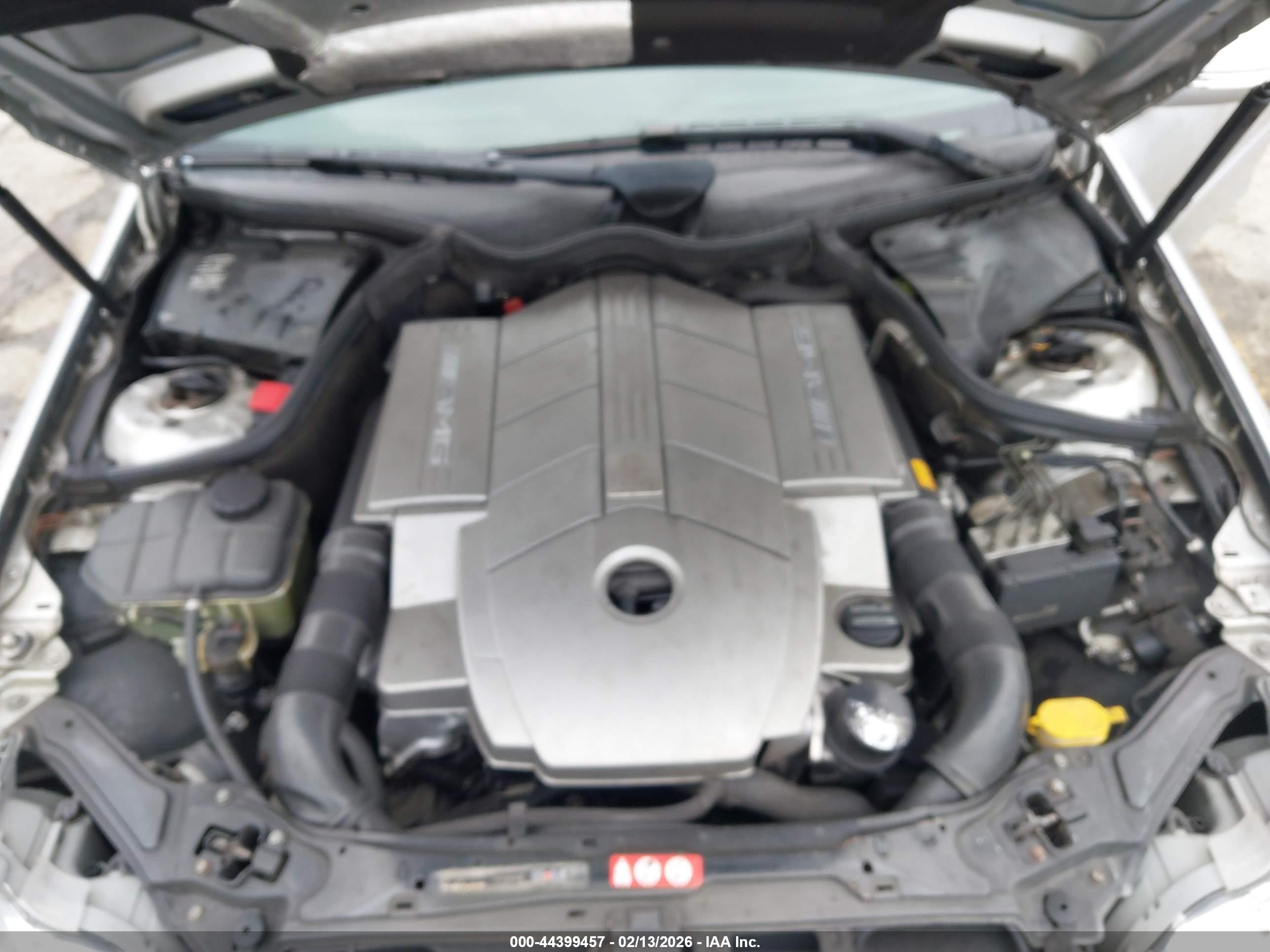 2005 Mercedes-benz C 55 Amg Серебряный vin: WDBRF76J95F591317