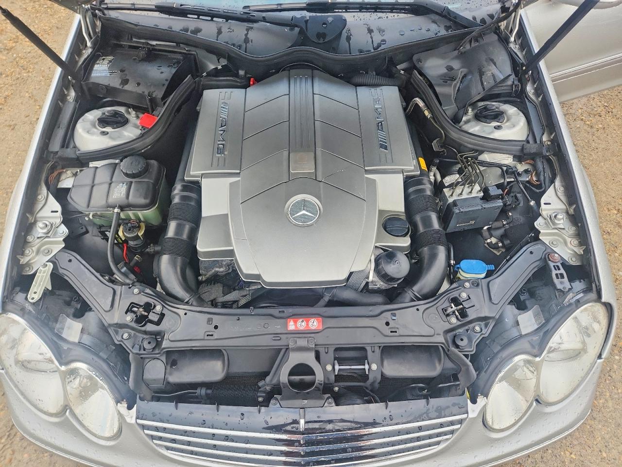 2005 Mercedes-benz C 55 Amg Silver vin: WDBRF76J95F618547