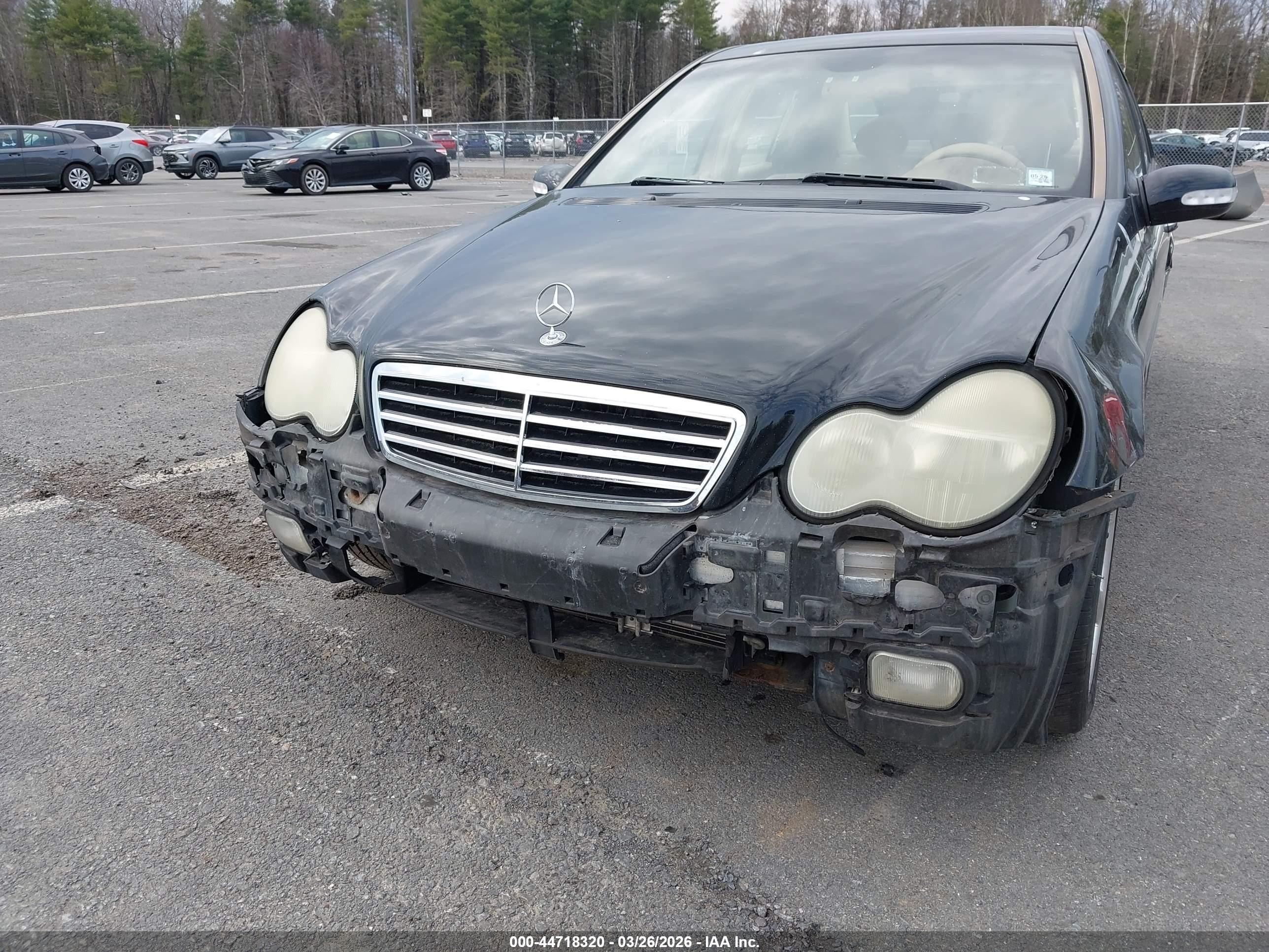 2004 Mercedes-benz C 240 4matic Черный vin: WDBRF81J04F478478