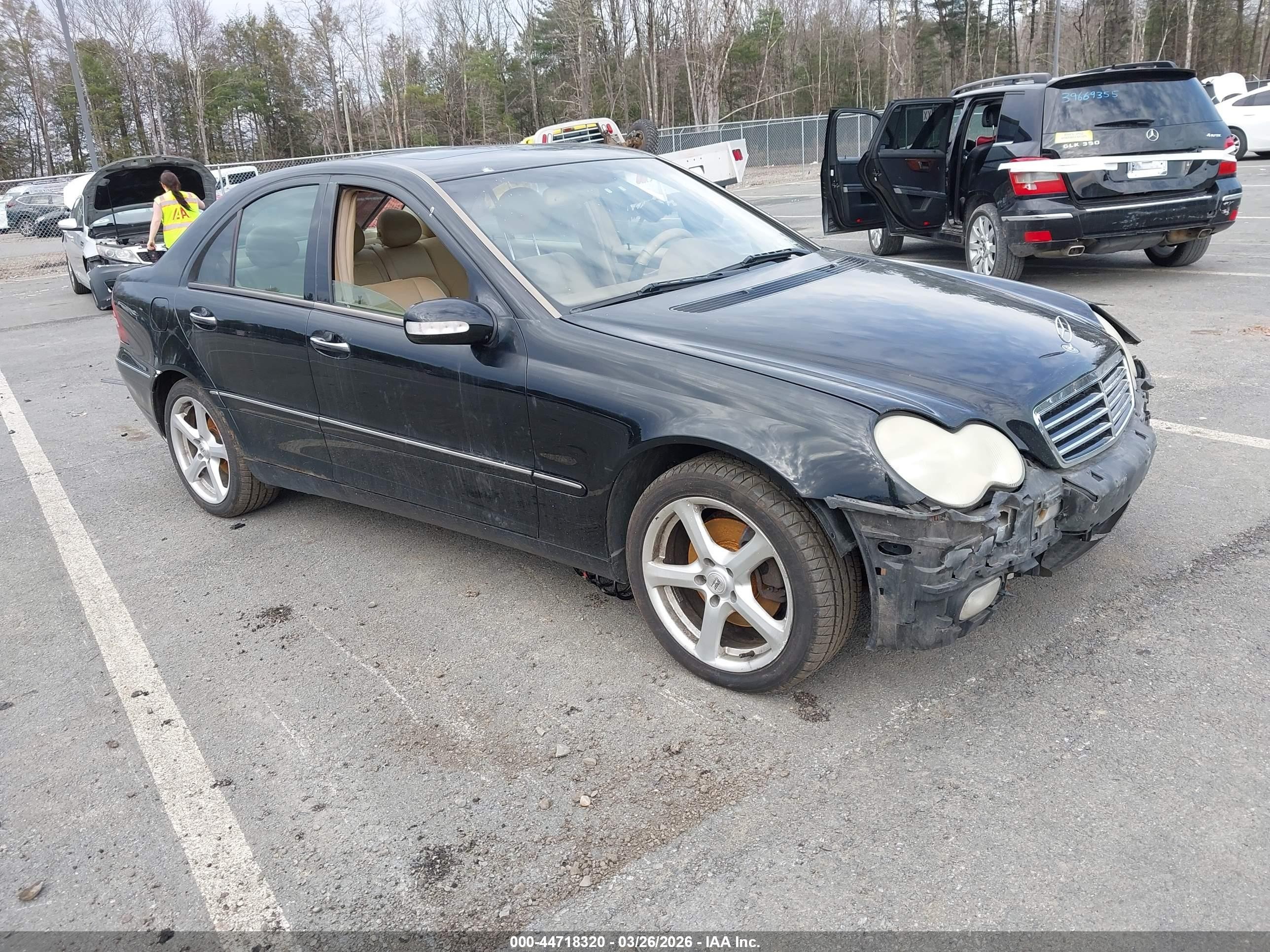 2004 Mercedes-benz C 240 4matic Черный vin: WDBRF81J04F478478