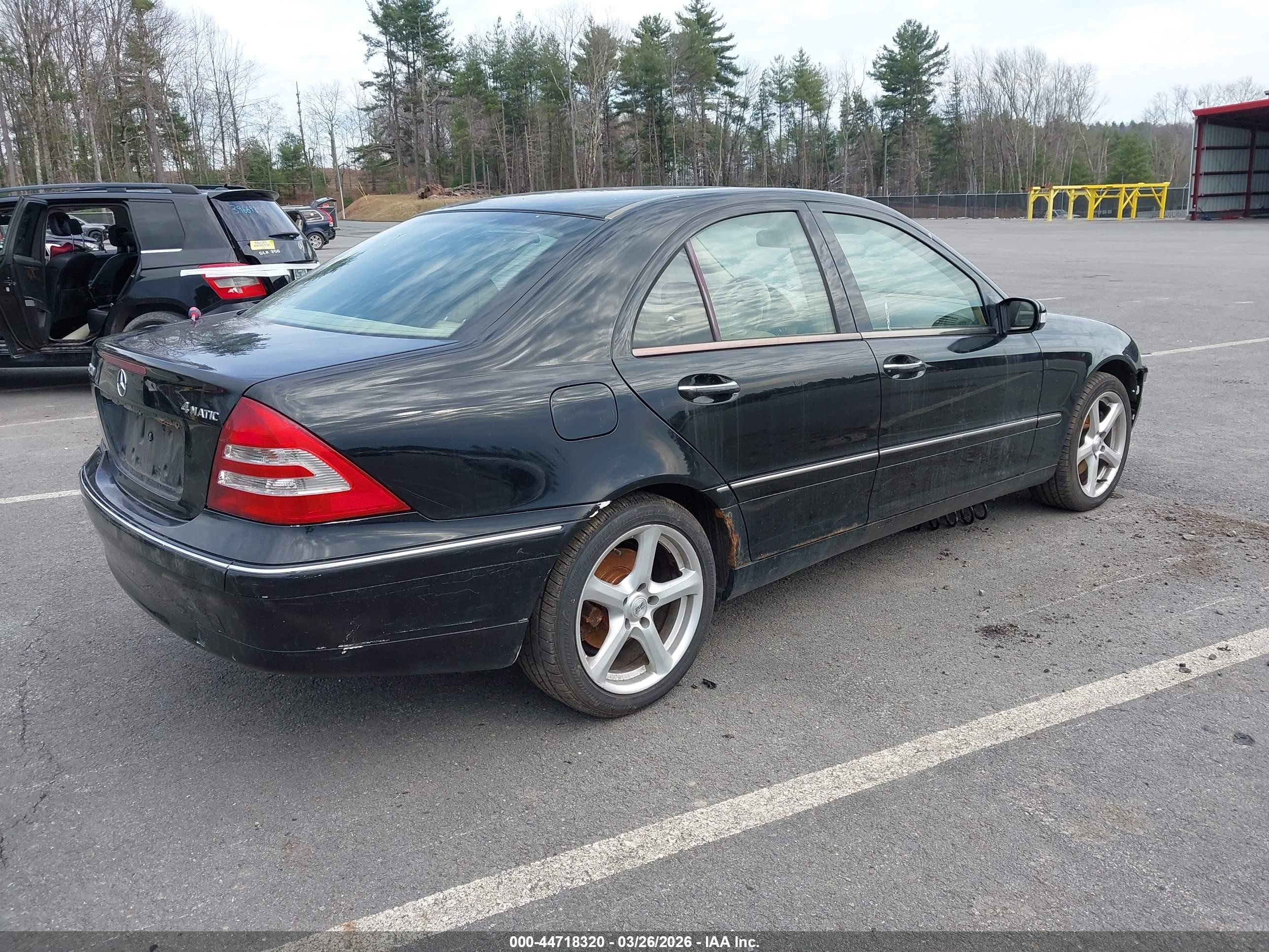 2004 Mercedes-benz C 240 4matic Черный vin: WDBRF81J04F478478