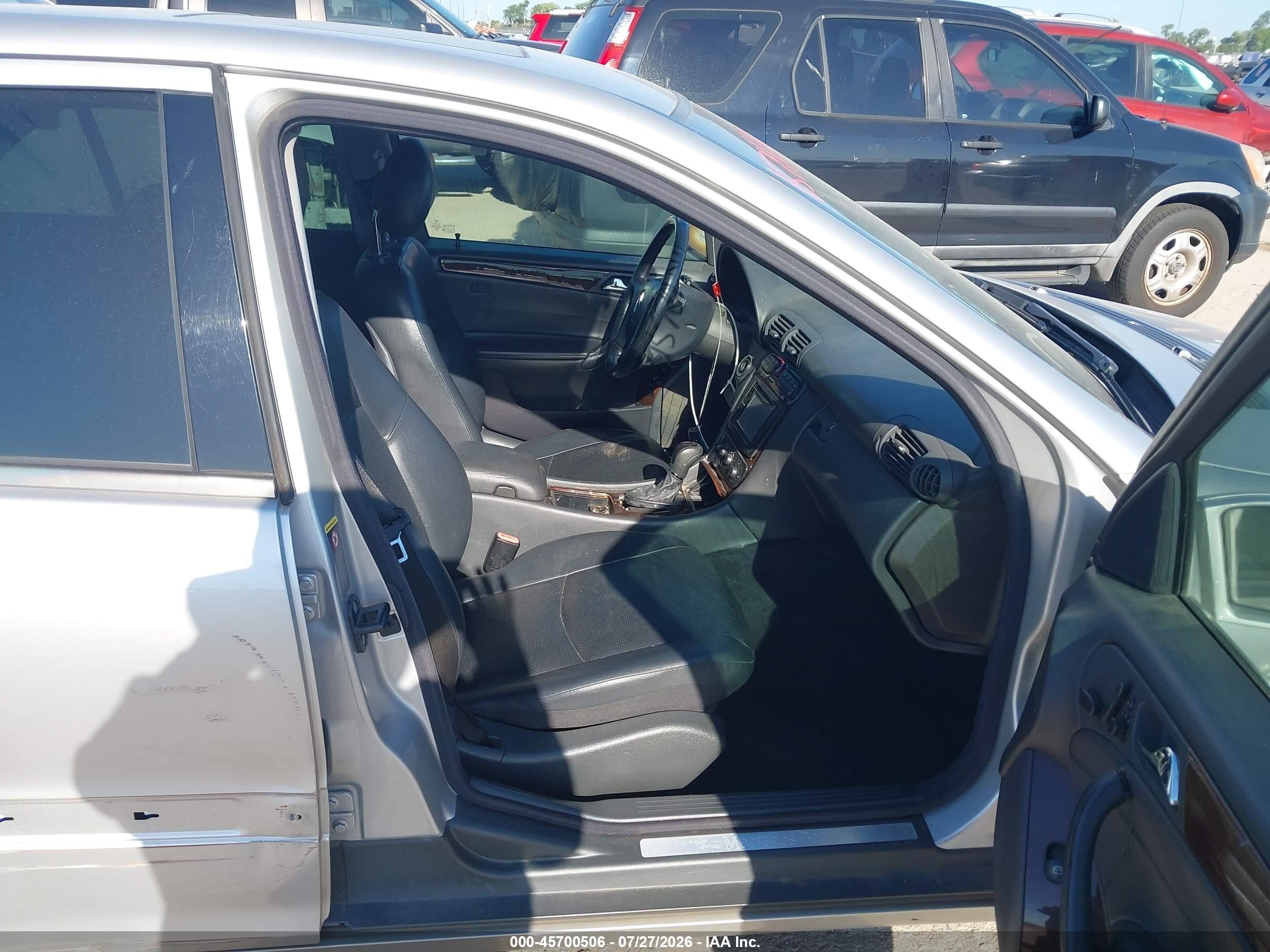 2004 Mercedes-benz C 240 4matic Silver vin: WDBRF81J04F536427