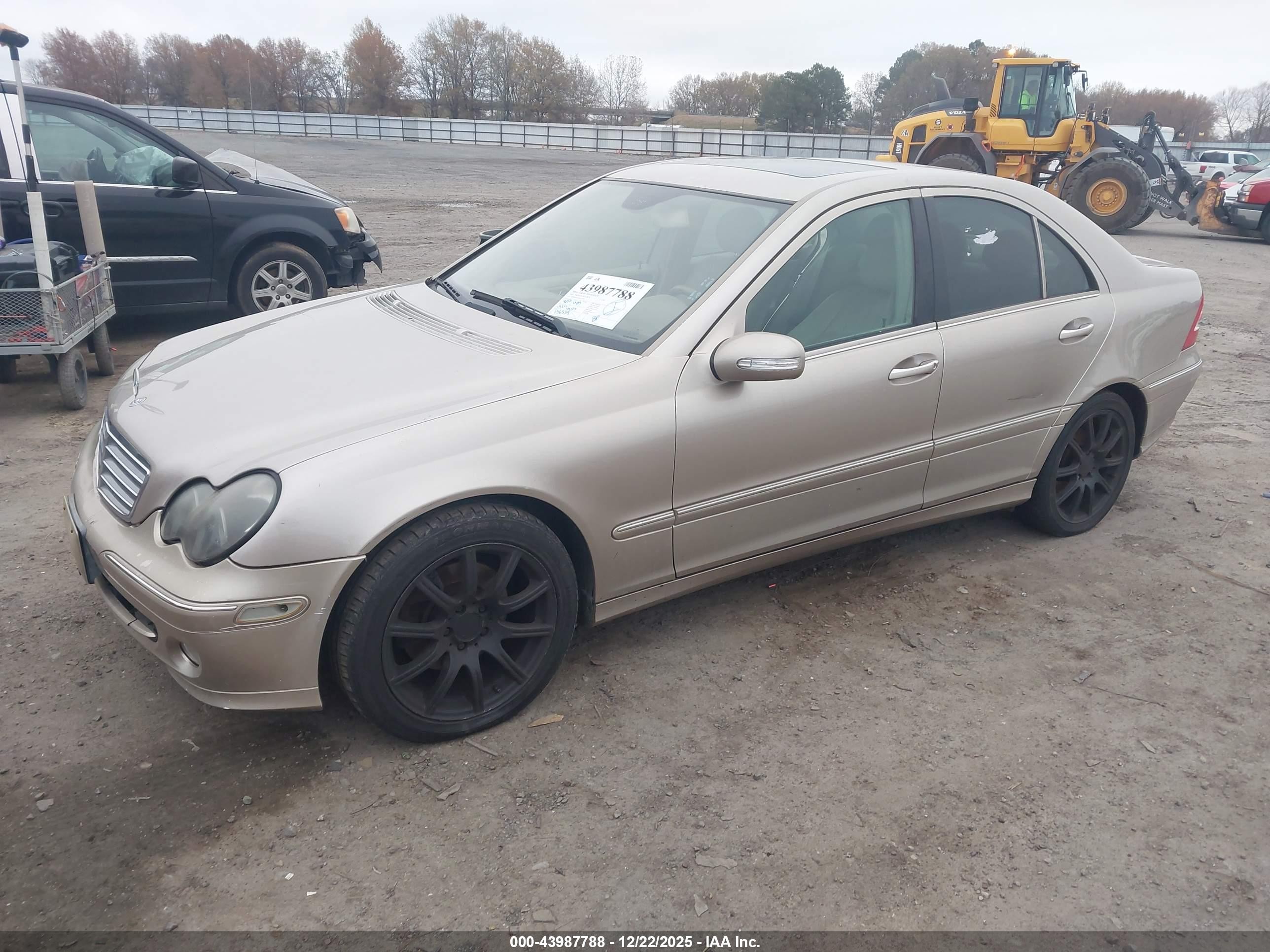 2005 Mercedes-benz C 240 Luxury 4matic Beige vin: WDBRF81J05F670100