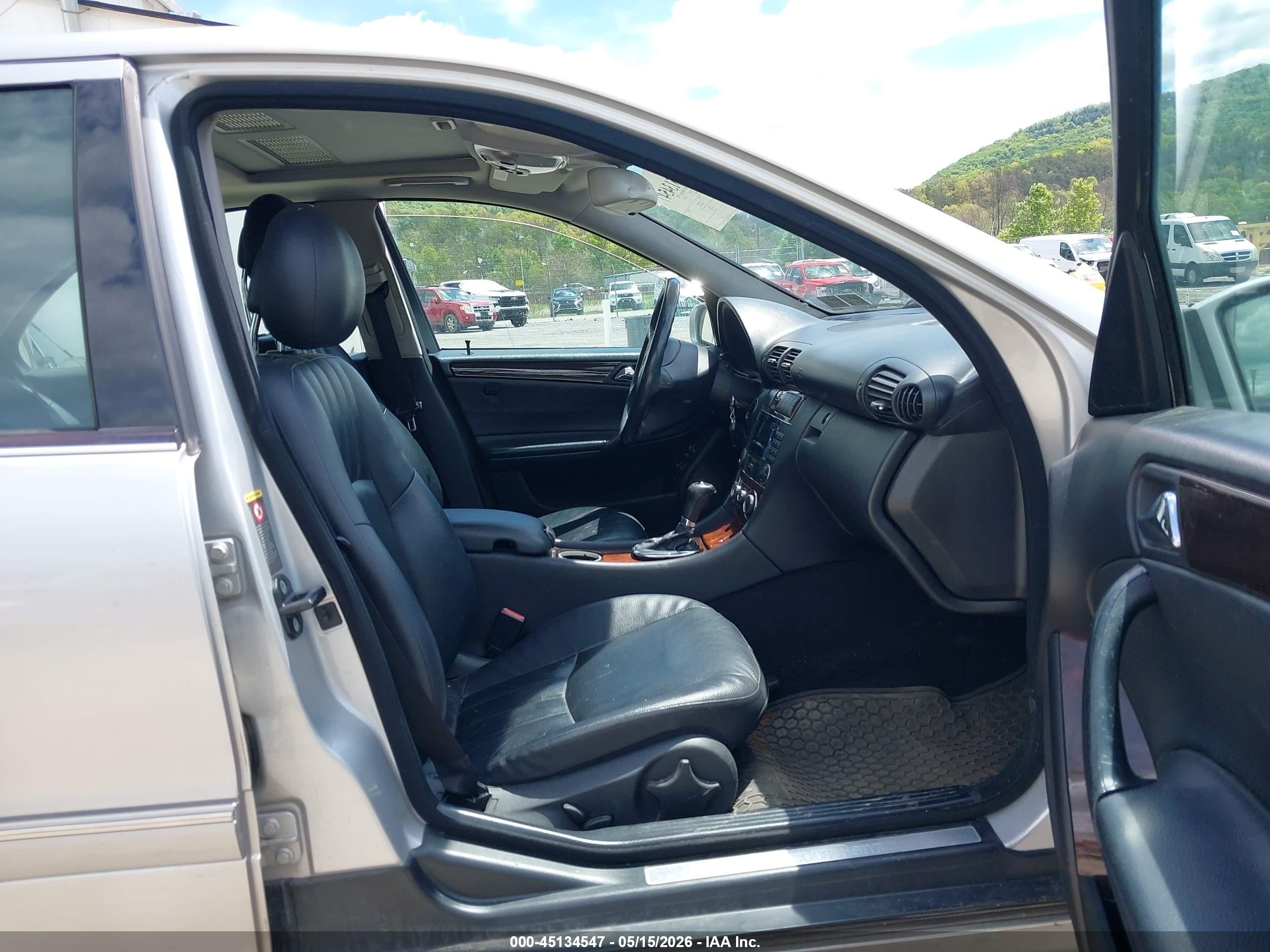 2005 Mercedes-benz C 240 Luxury 4matic Silver vin: WDBRF81J05F704827