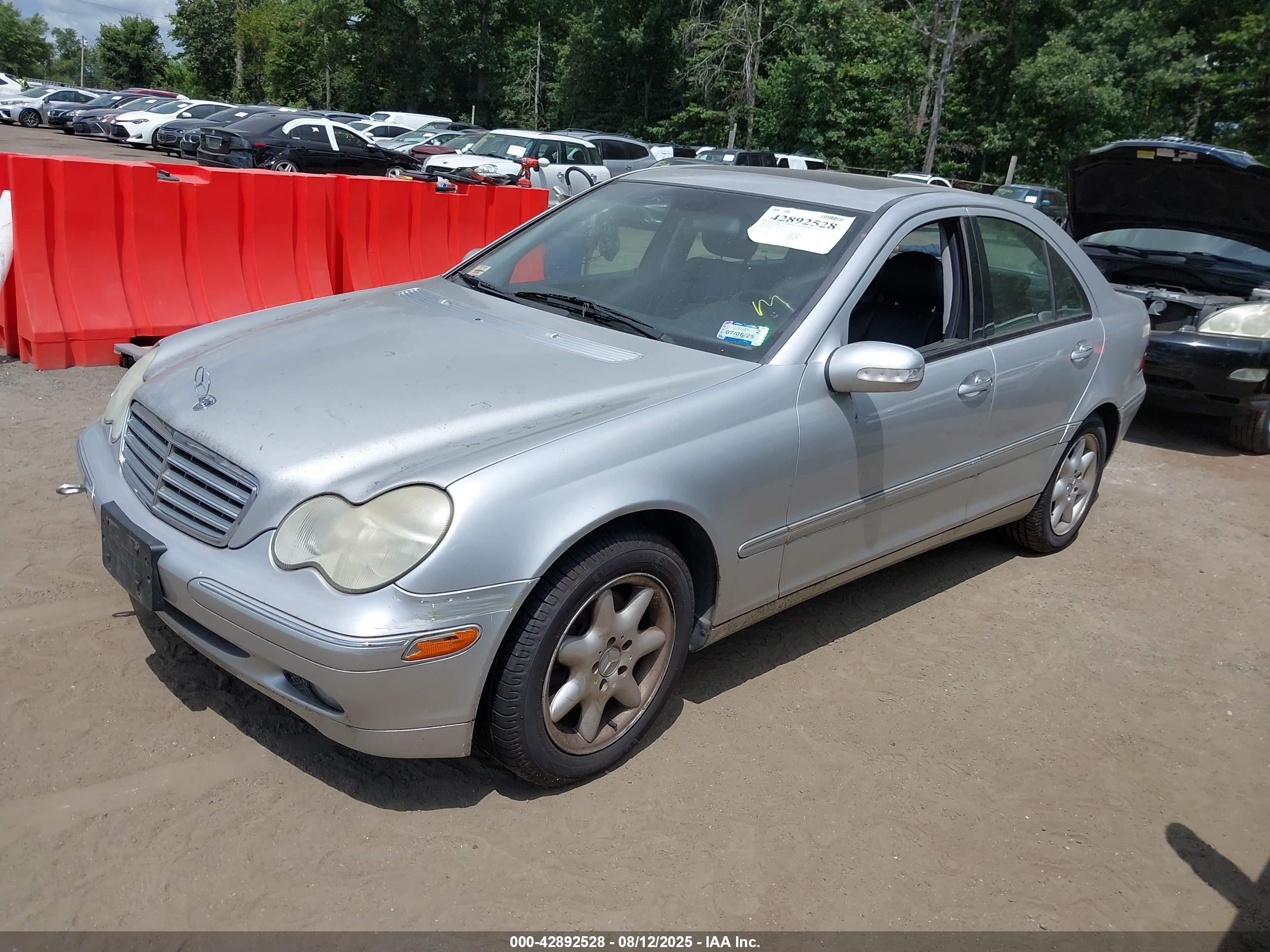 2003 Mercedes-benz C 240   Серебряный vin: WDBRF81J13F404291