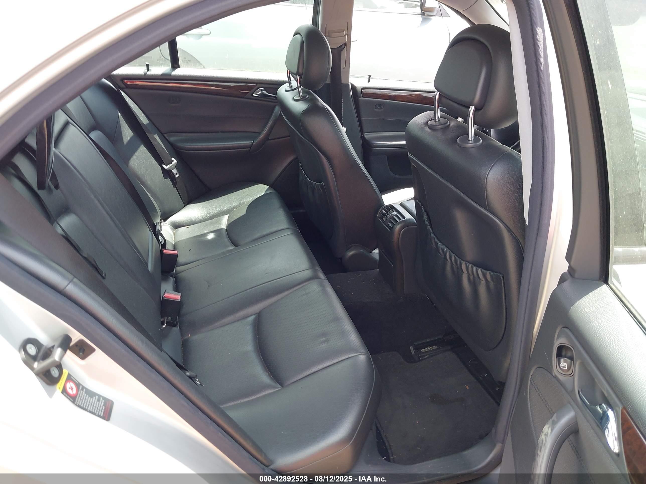 2003 Mercedes-benz C 240   Серебряный vin: WDBRF81J13F404291
