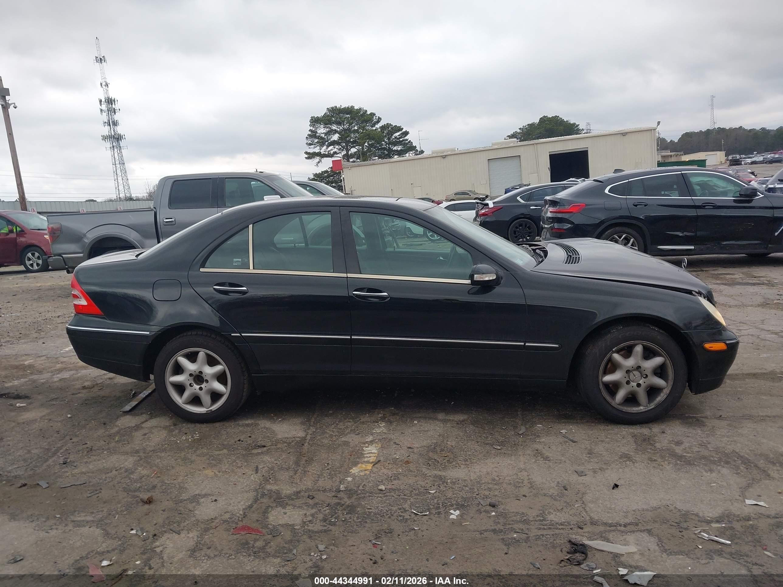 2003 Mercedes-benz C 240   Черный vin: WDBRF81J13F427652
