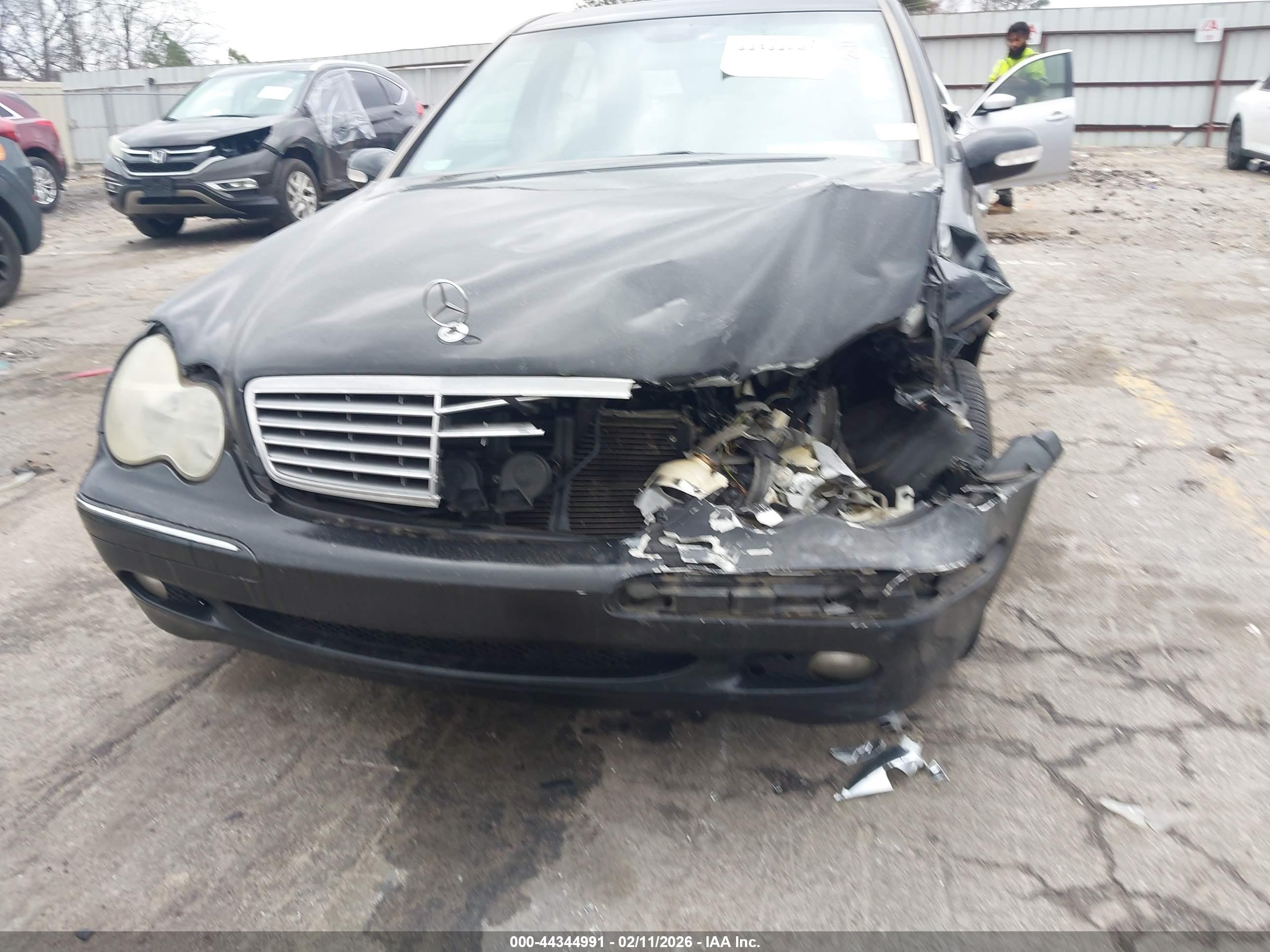 2003 Mercedes-benz C 240   Черный vin: WDBRF81J13F427652