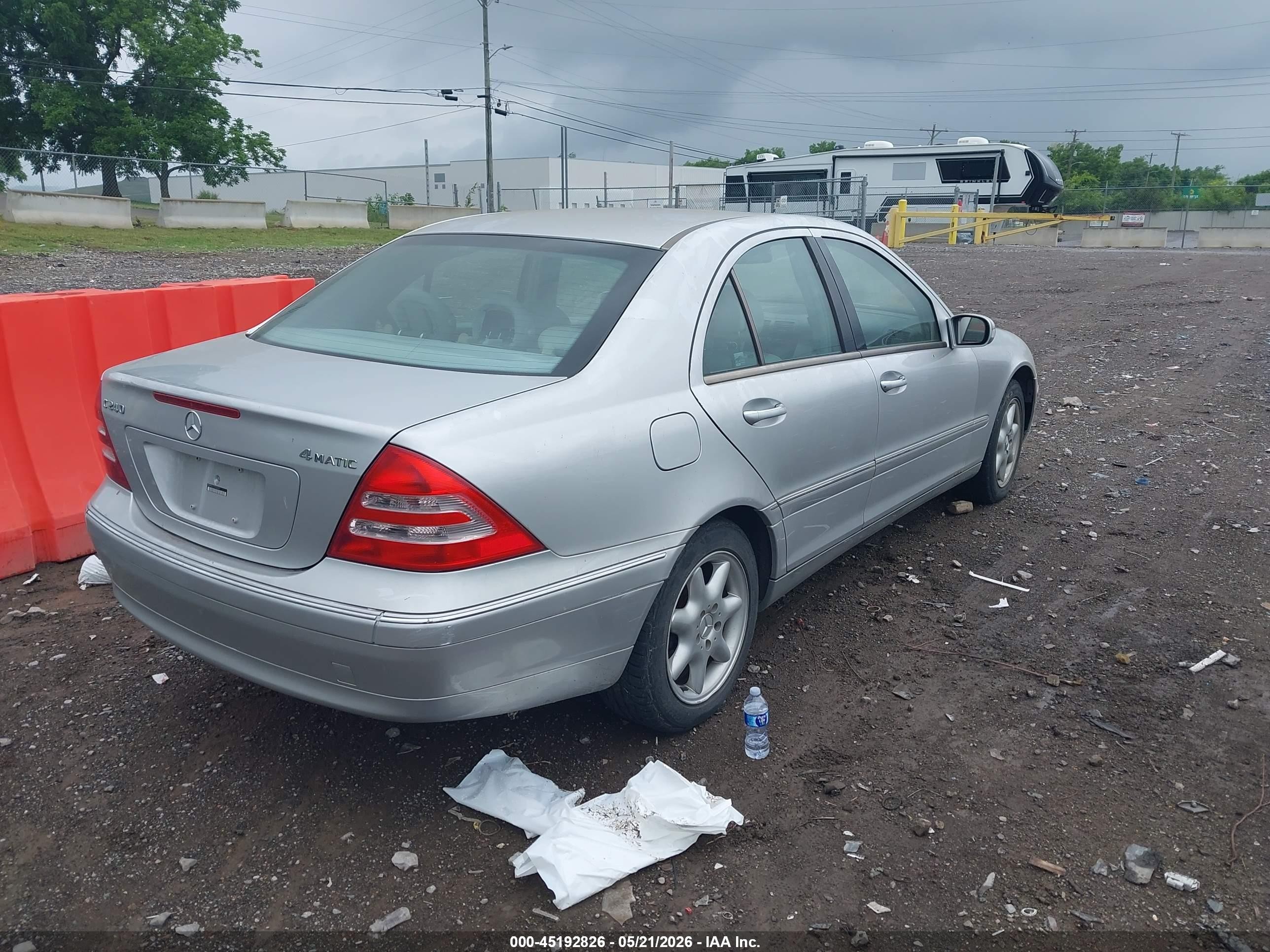 2003 Mercedes-benz C 240   Серебряный vin: WDBRF81J13F432057
