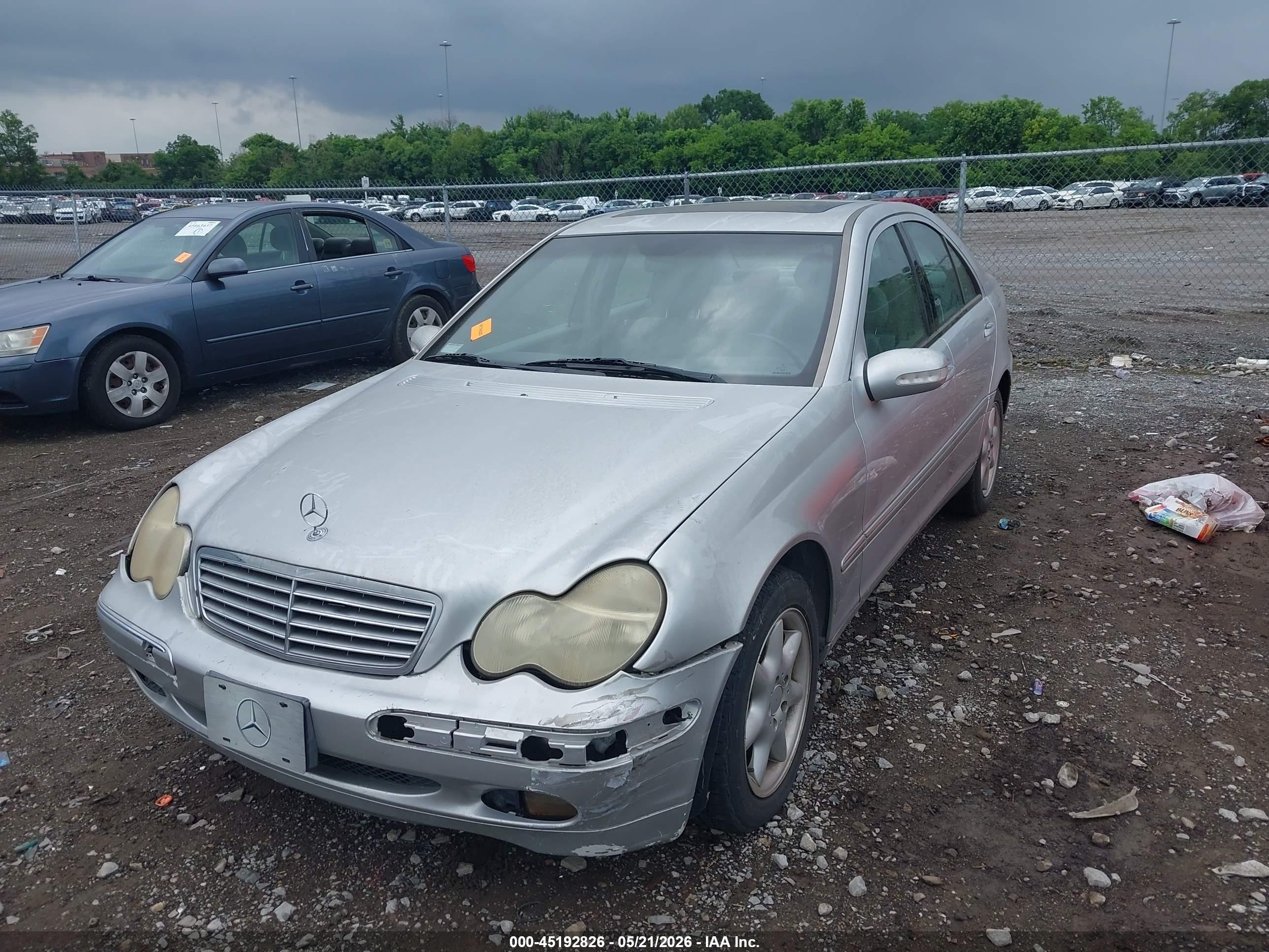 2003 Mercedes-benz C 240   Серебряный vin: WDBRF81J13F432057