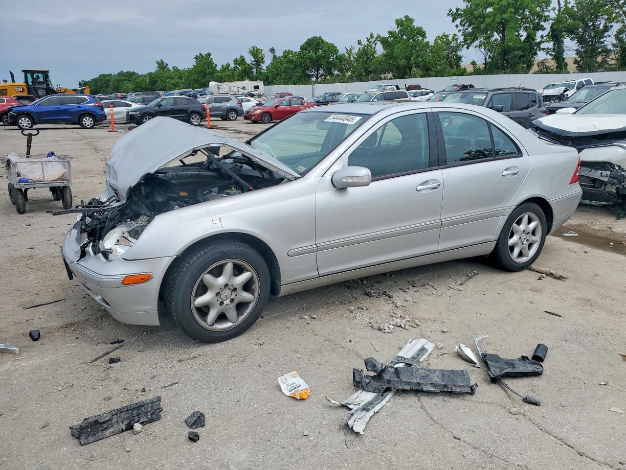 2004 Mercedes-benz C 240 4matic Серебряный vin: WDBRF81J14F534282