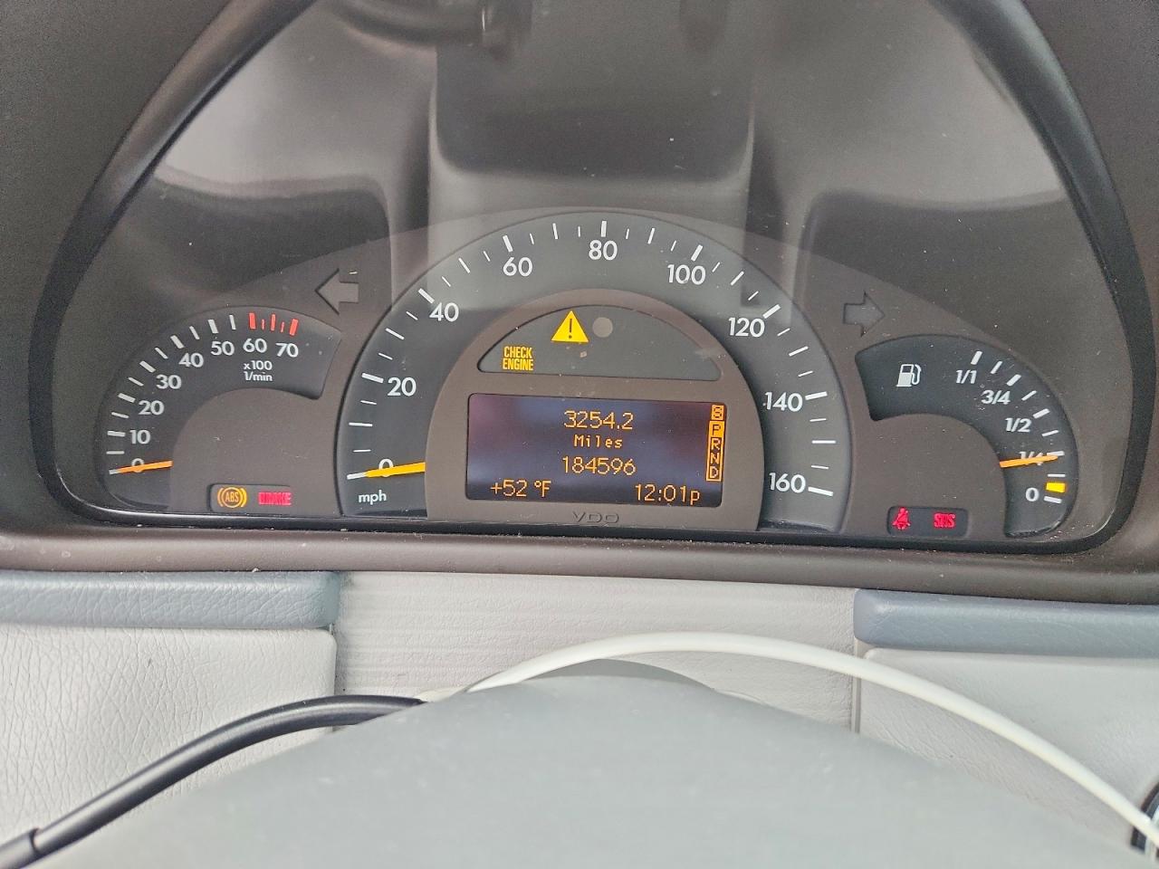 2004 Mercedes-benz C 240 4matic Silver vin: WDBRF81J14F553835
