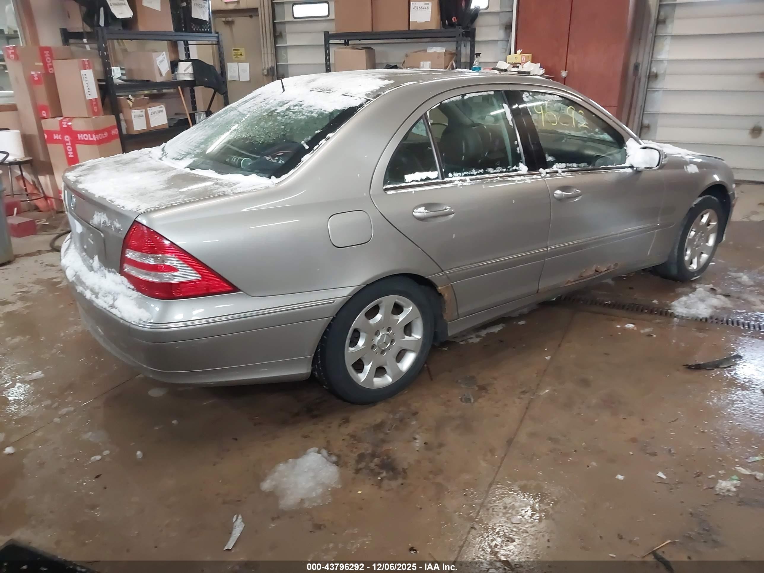 2005 Mercedes-benz C 240 Luxury 4matic Gray vin: WDBRF81J15F700074
