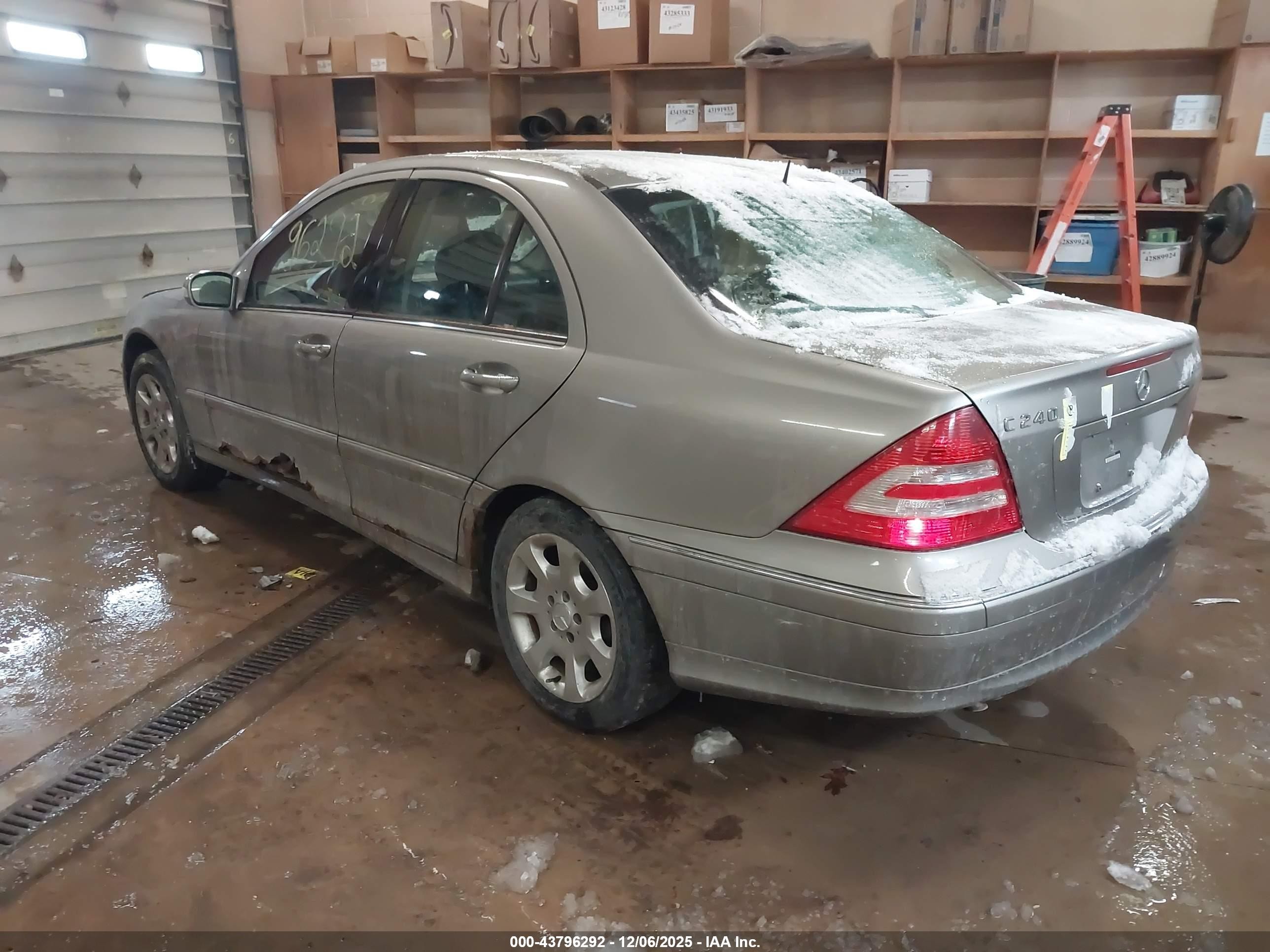 2005 Mercedes-benz C 240 Luxury 4matic Gray vin: WDBRF81J15F700074