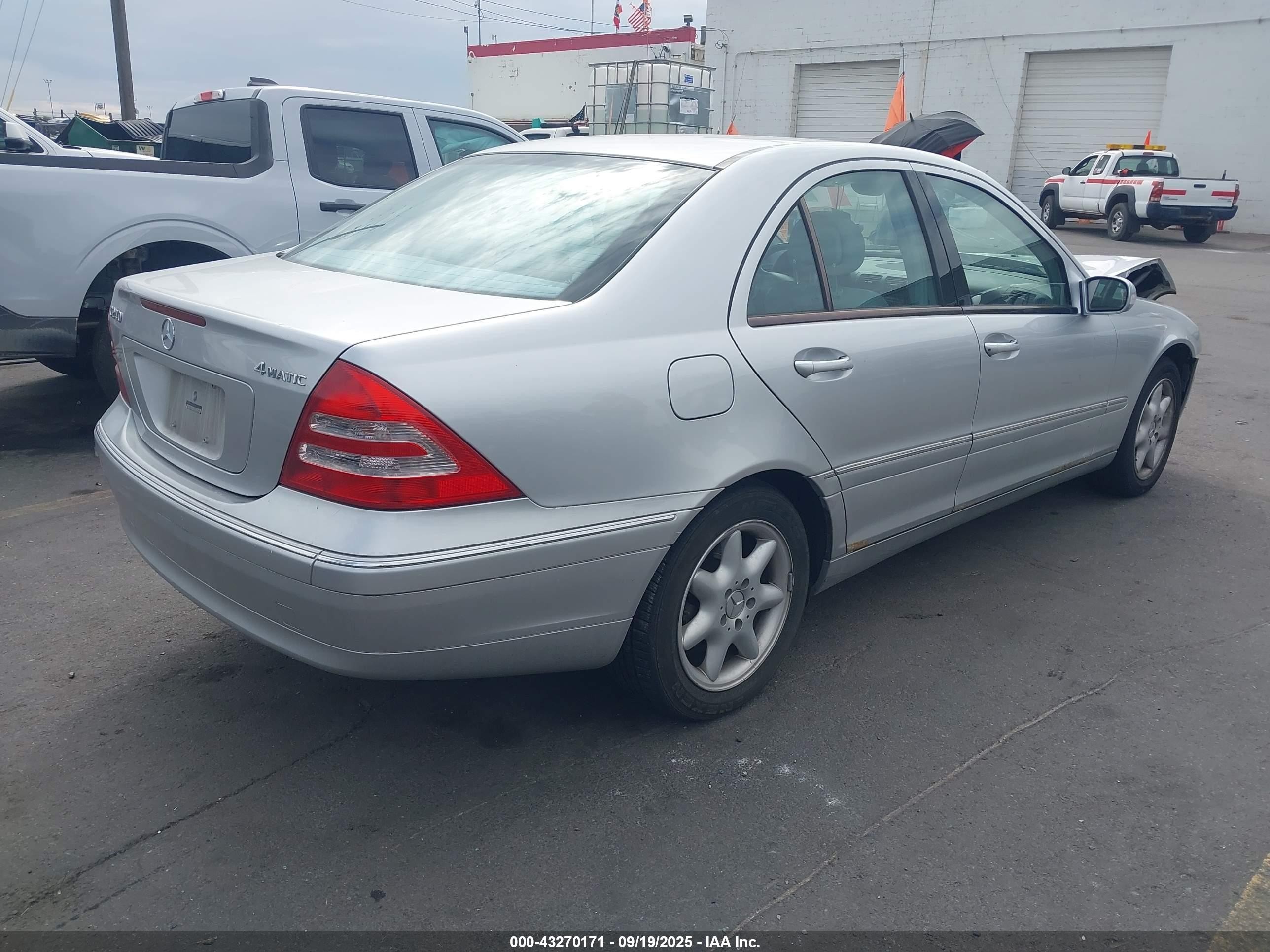 2003 Mercedes-benz C 240   Silver vin: WDBRF81J23F364044