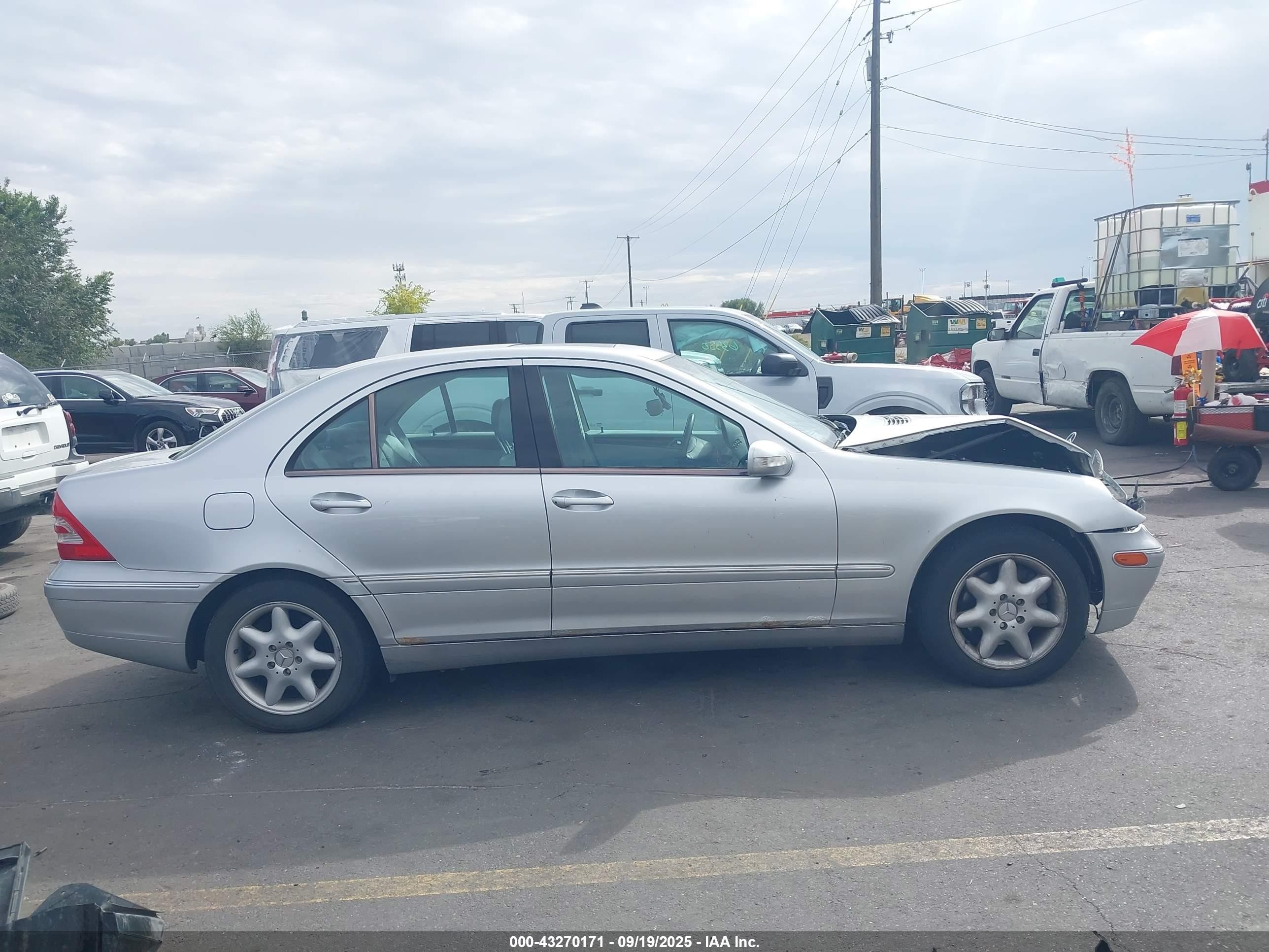 2003 Mercedes-benz C 240   Silver vin: WDBRF81J23F364044