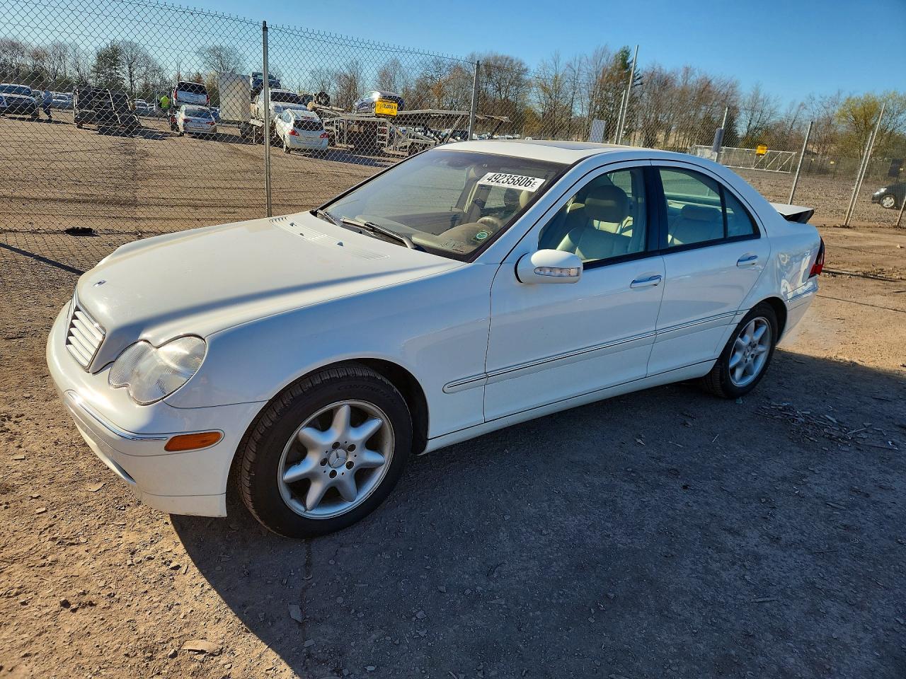 2004 Mercedes Benz C 240 4matic Белый vin: WDBRF81J24F473377