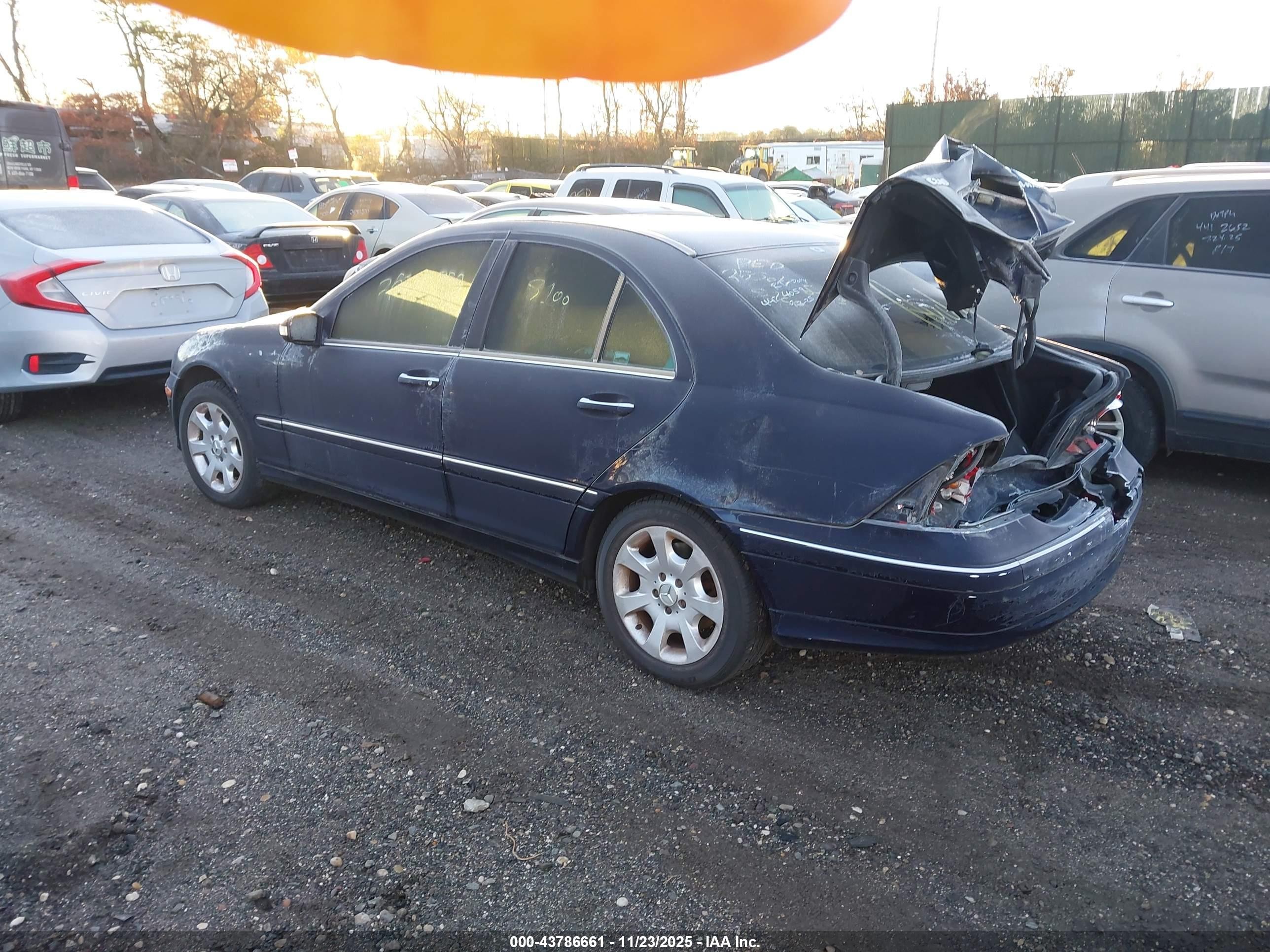 2005 Mercedes-benz C 240 Luxury 4matic Black vin: WDBRF81J25F661219